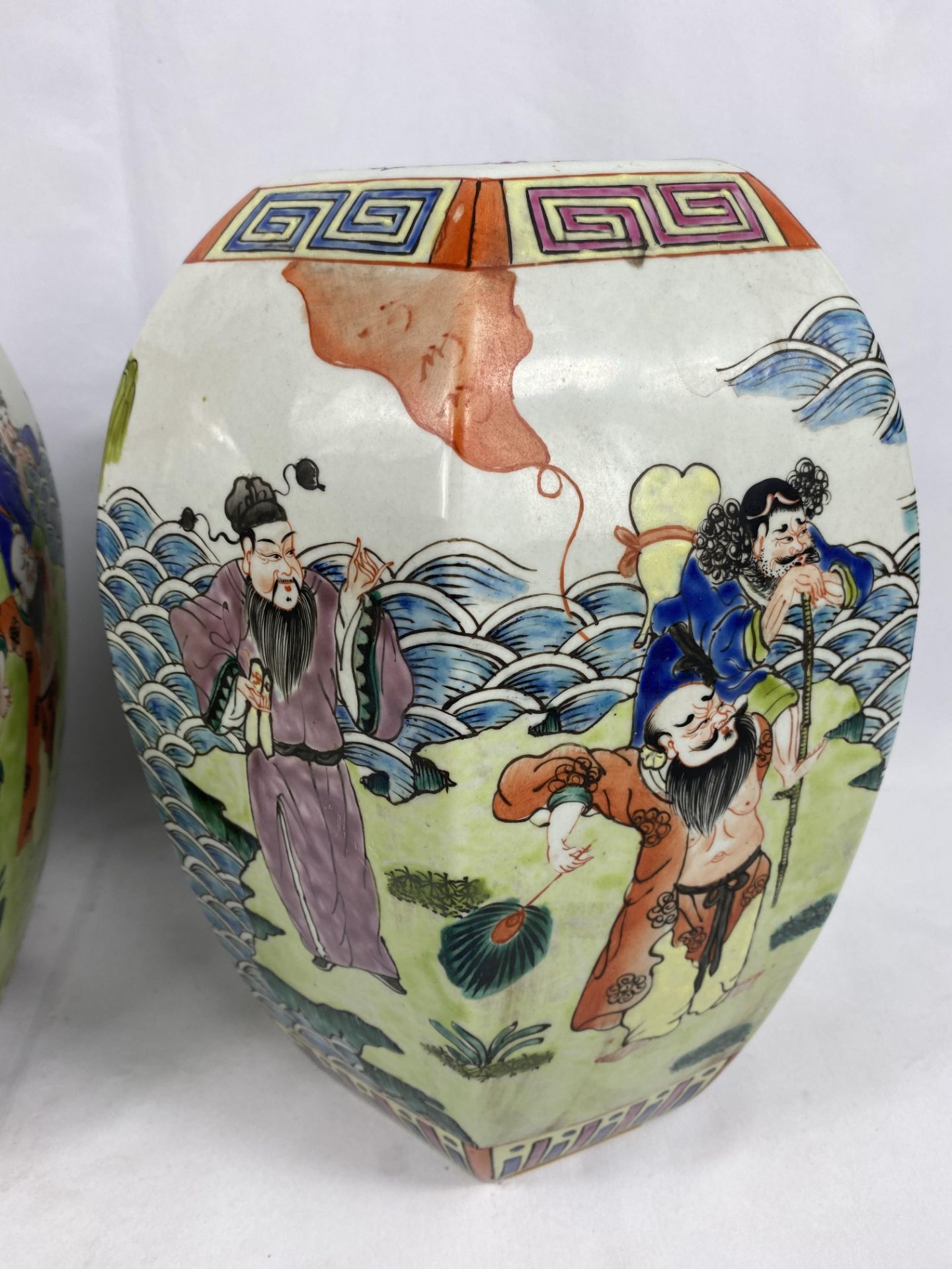 Pair of Oriental vases - Image 4 of 6