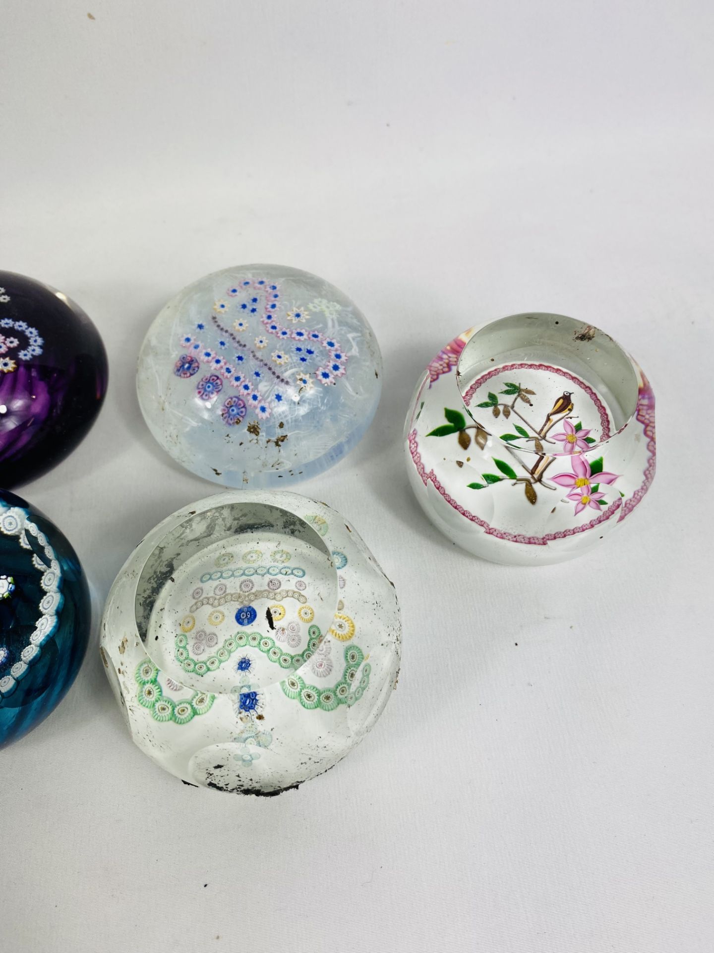 Five Caithness glass paperweights - Image 4 of 4