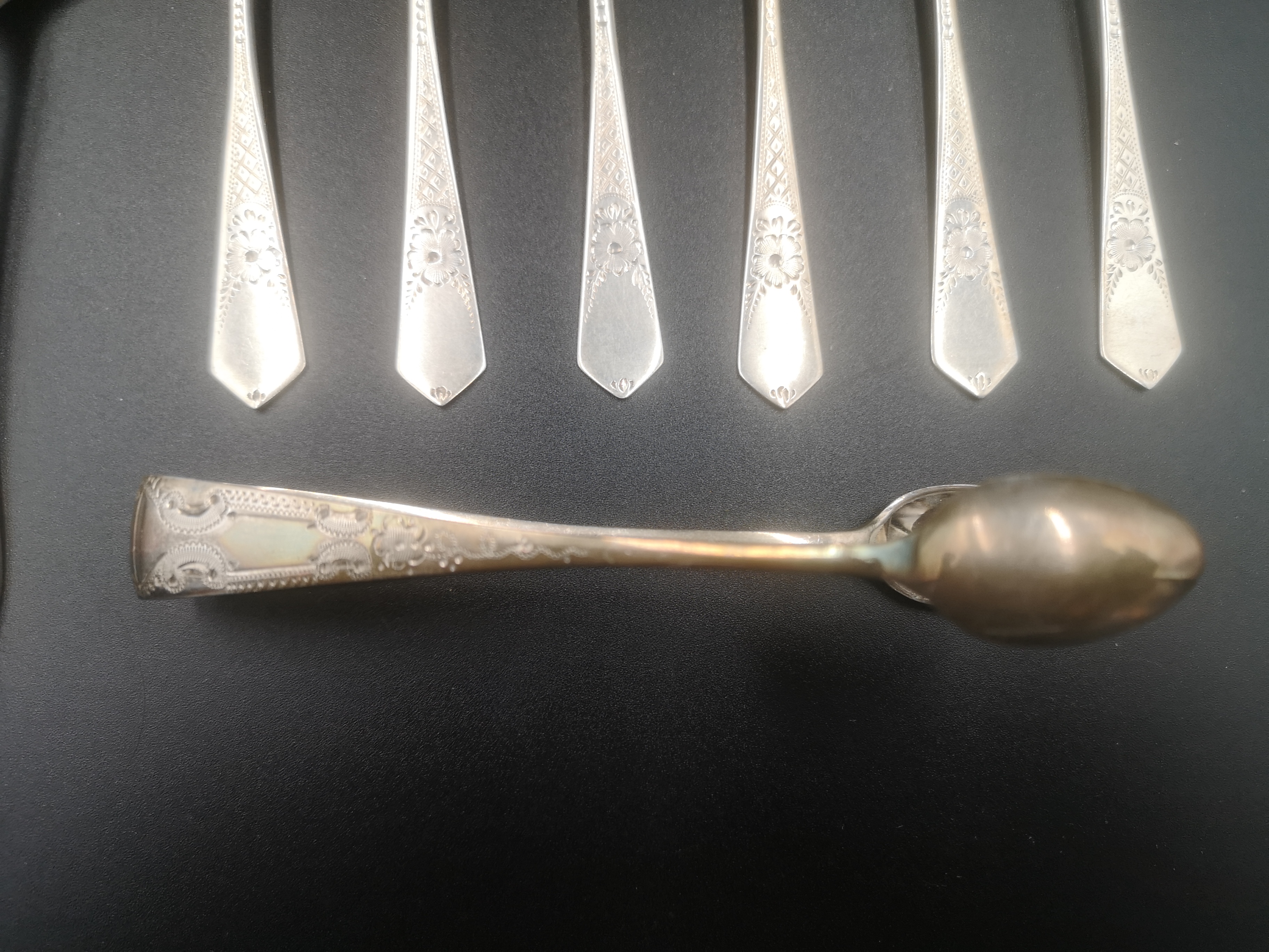 Set of six silver tea spoons, silver sugar tongs and fork - Image 4 of 5