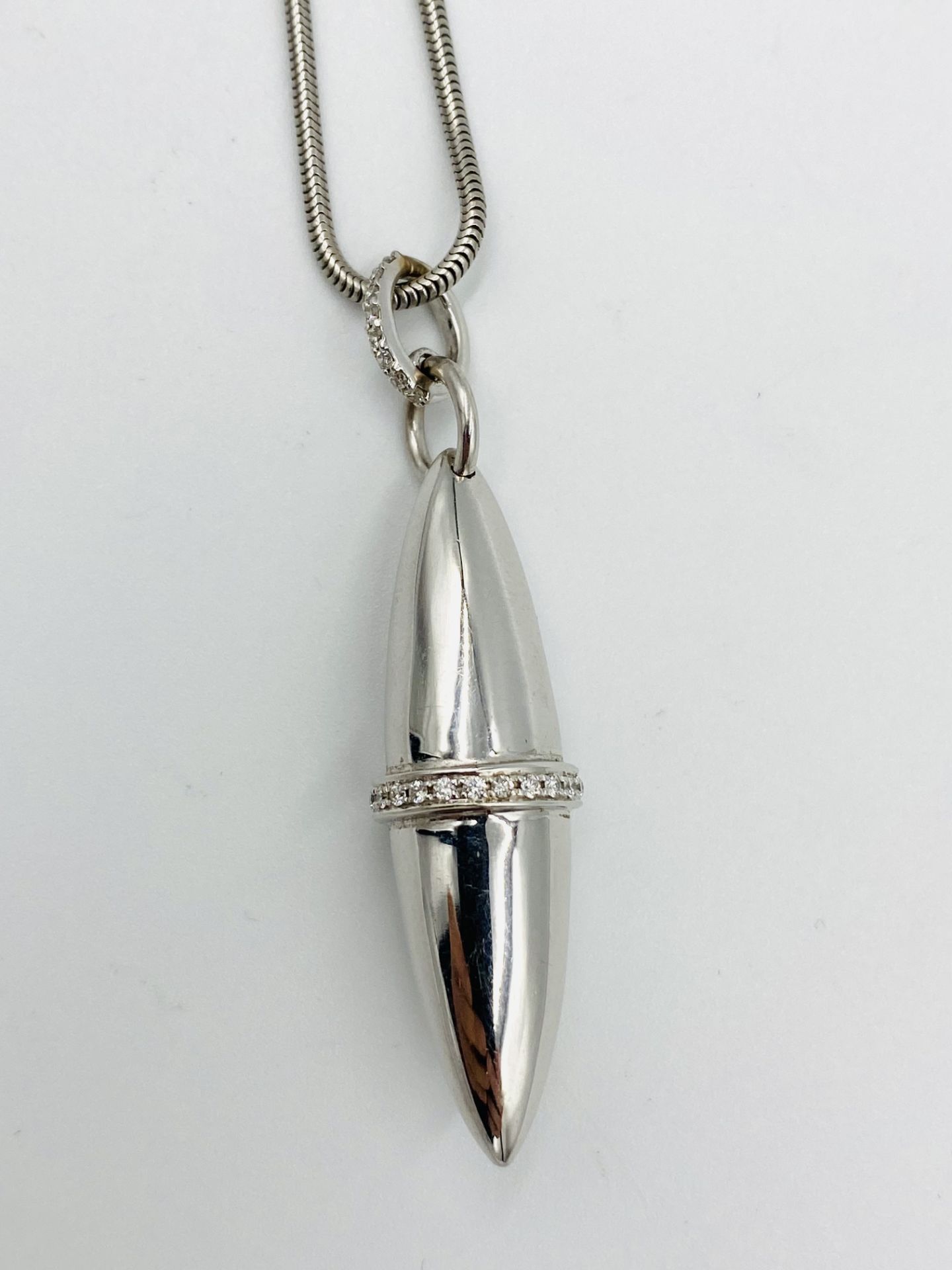 Boodles diamond pendant on white gold chain - Image 2 of 6