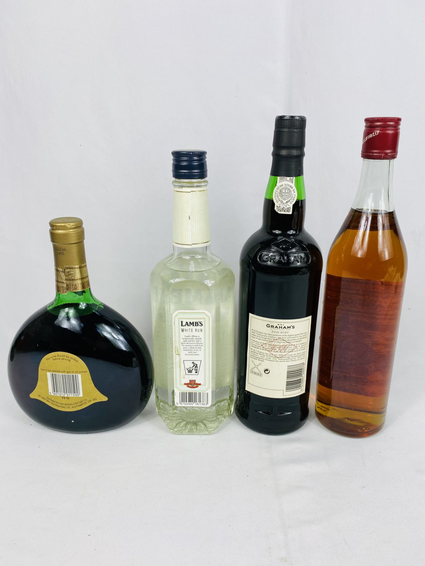 Bottle of Graham's ruby port, bottle of brandy, bottle of rum - Image 4 of 4