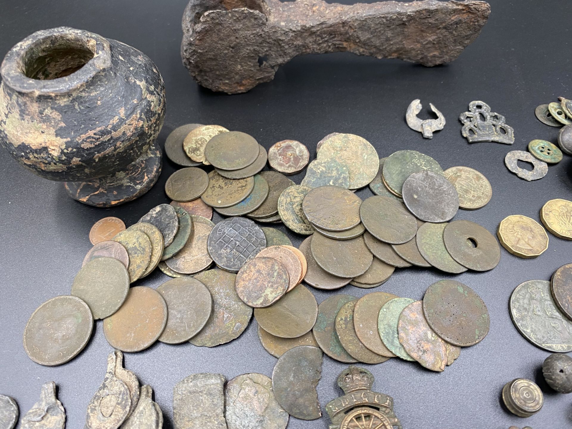 Collection of finds from the Thames Estuary, including coins, tags and buttons. - Image 2 of 8