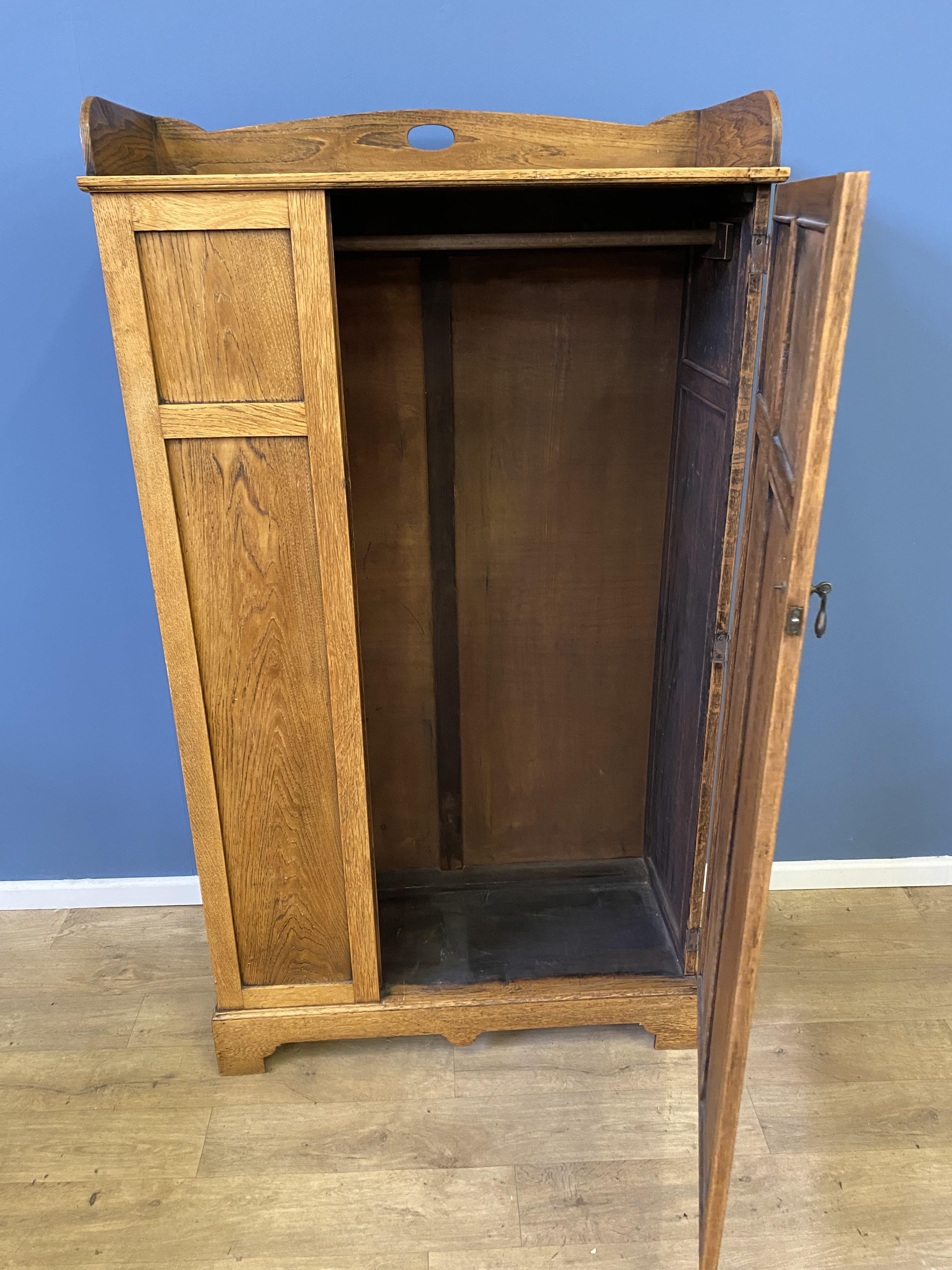 Oak veneer childs wardrobe - Image 2 of 5