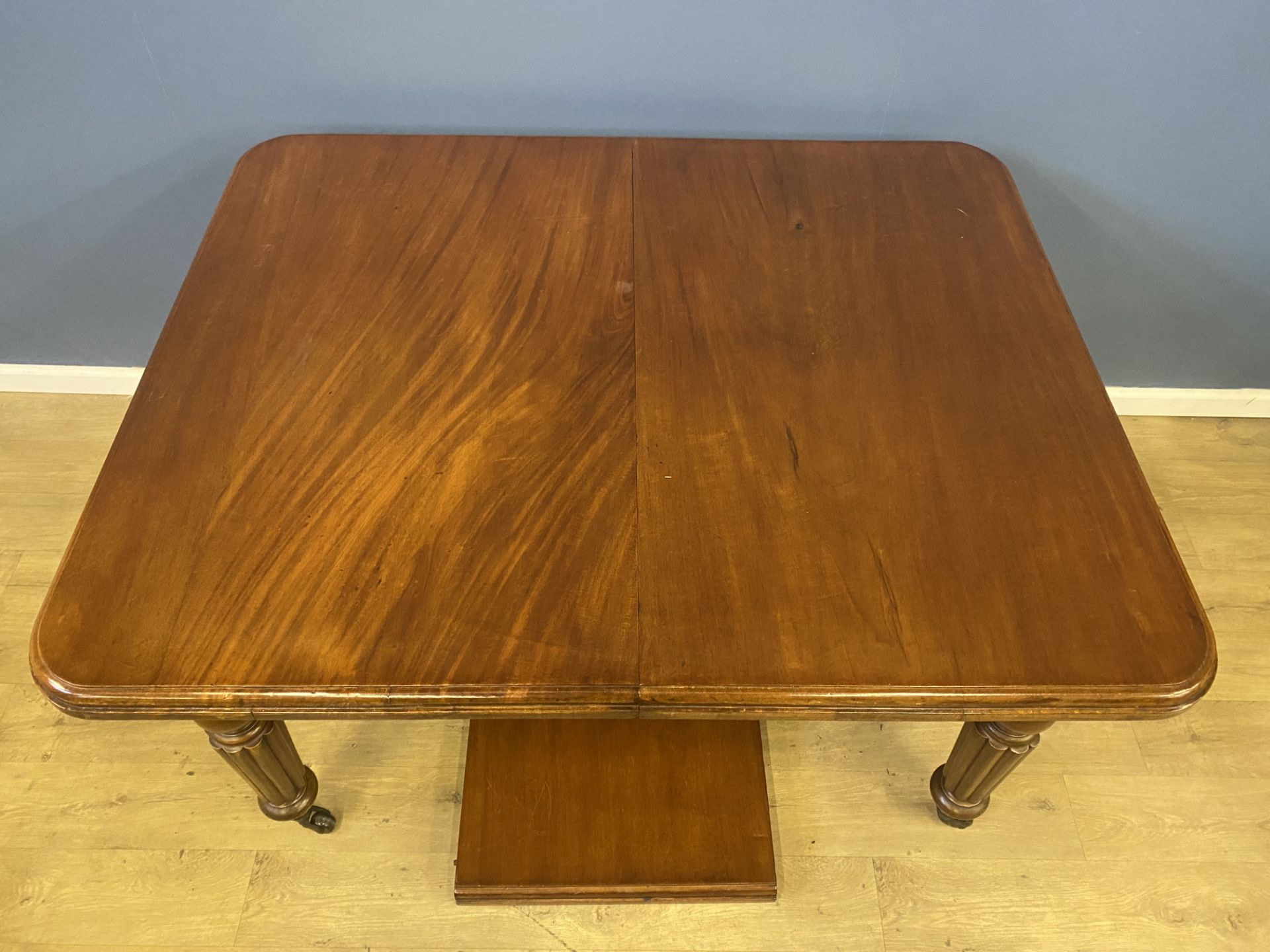 Victorian mahogany wind out dining table - Bild 2 aus 4