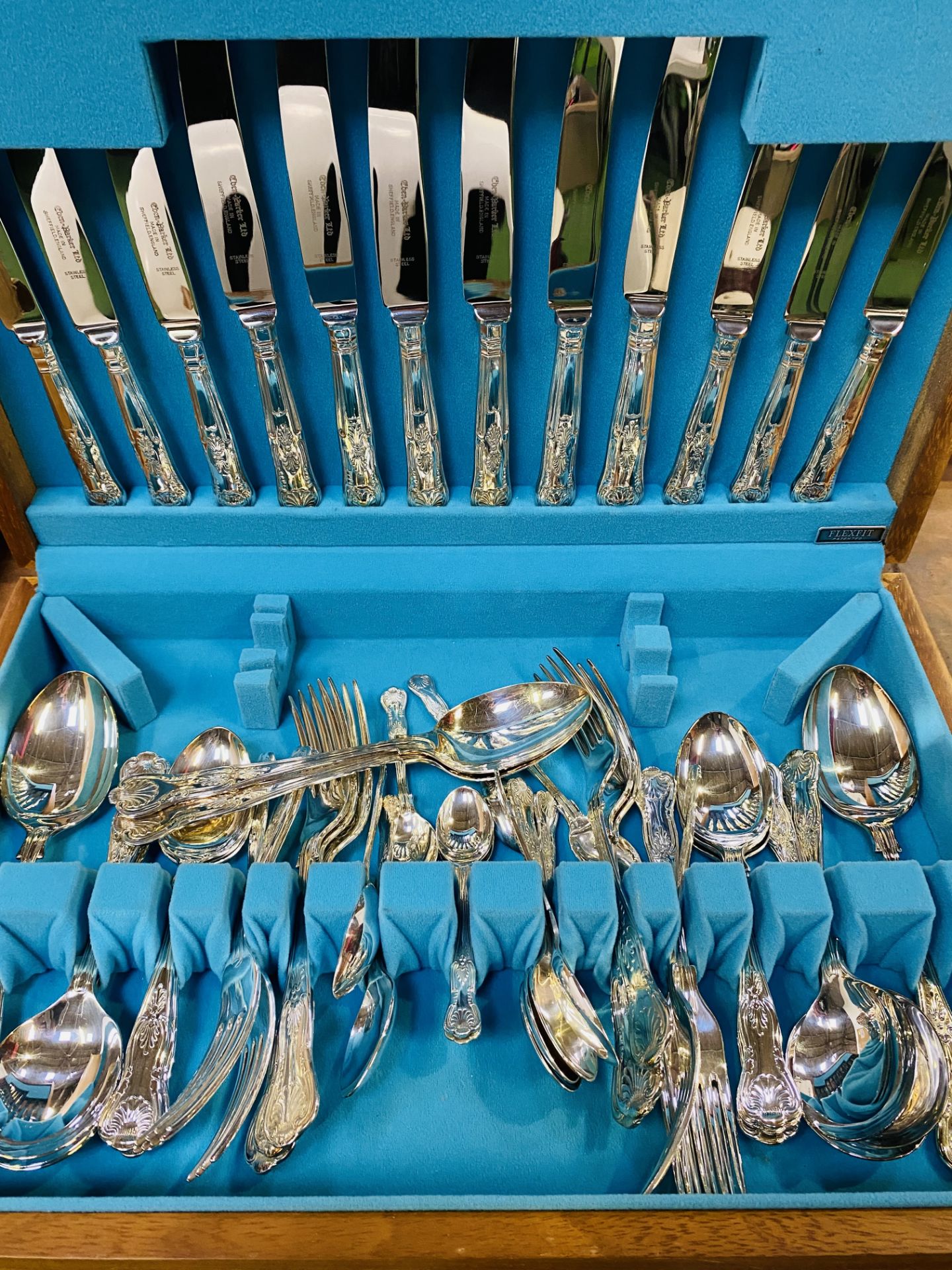 Three part canteens of cutlery