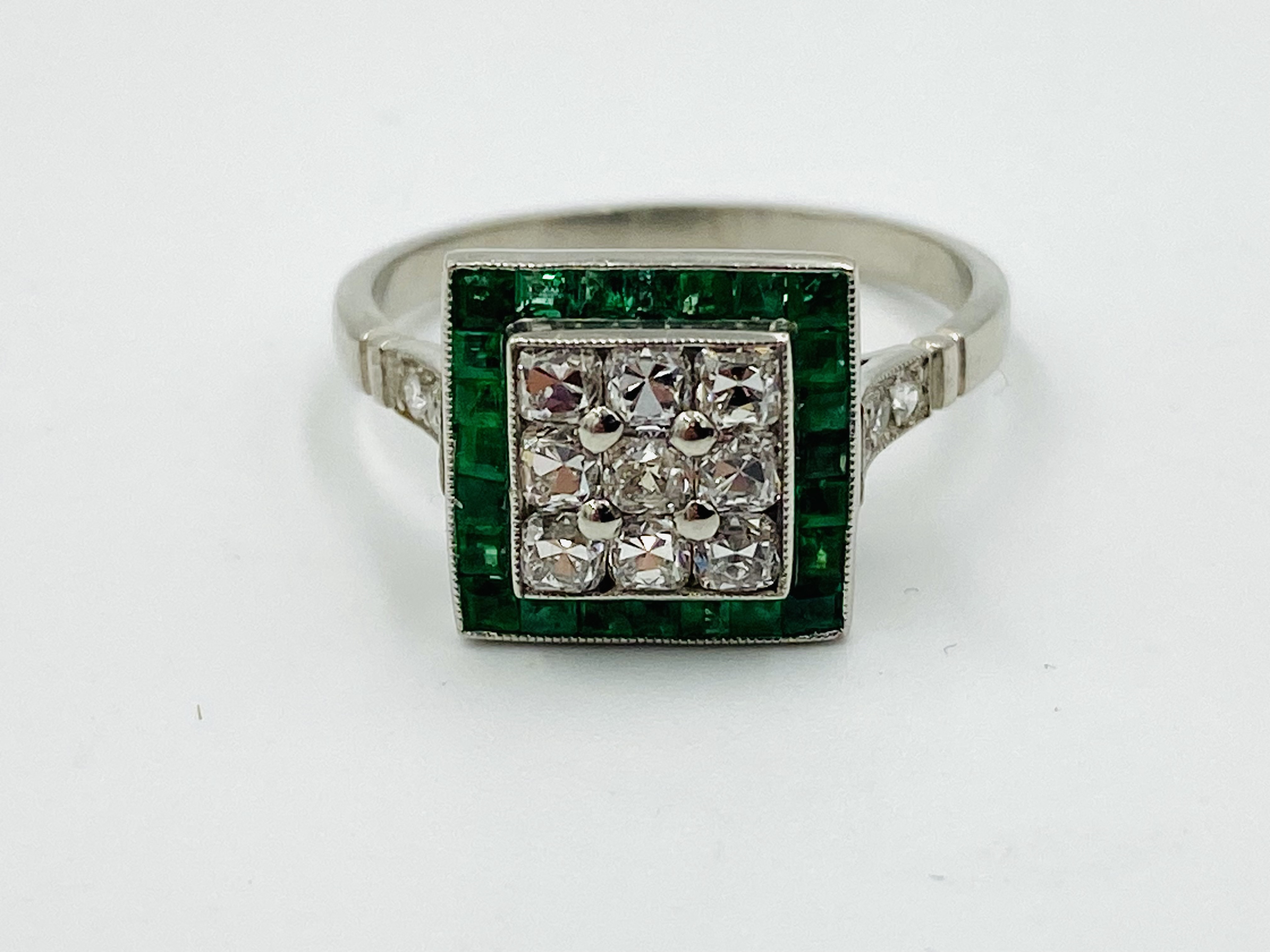 White gold, emerald and diamond ring