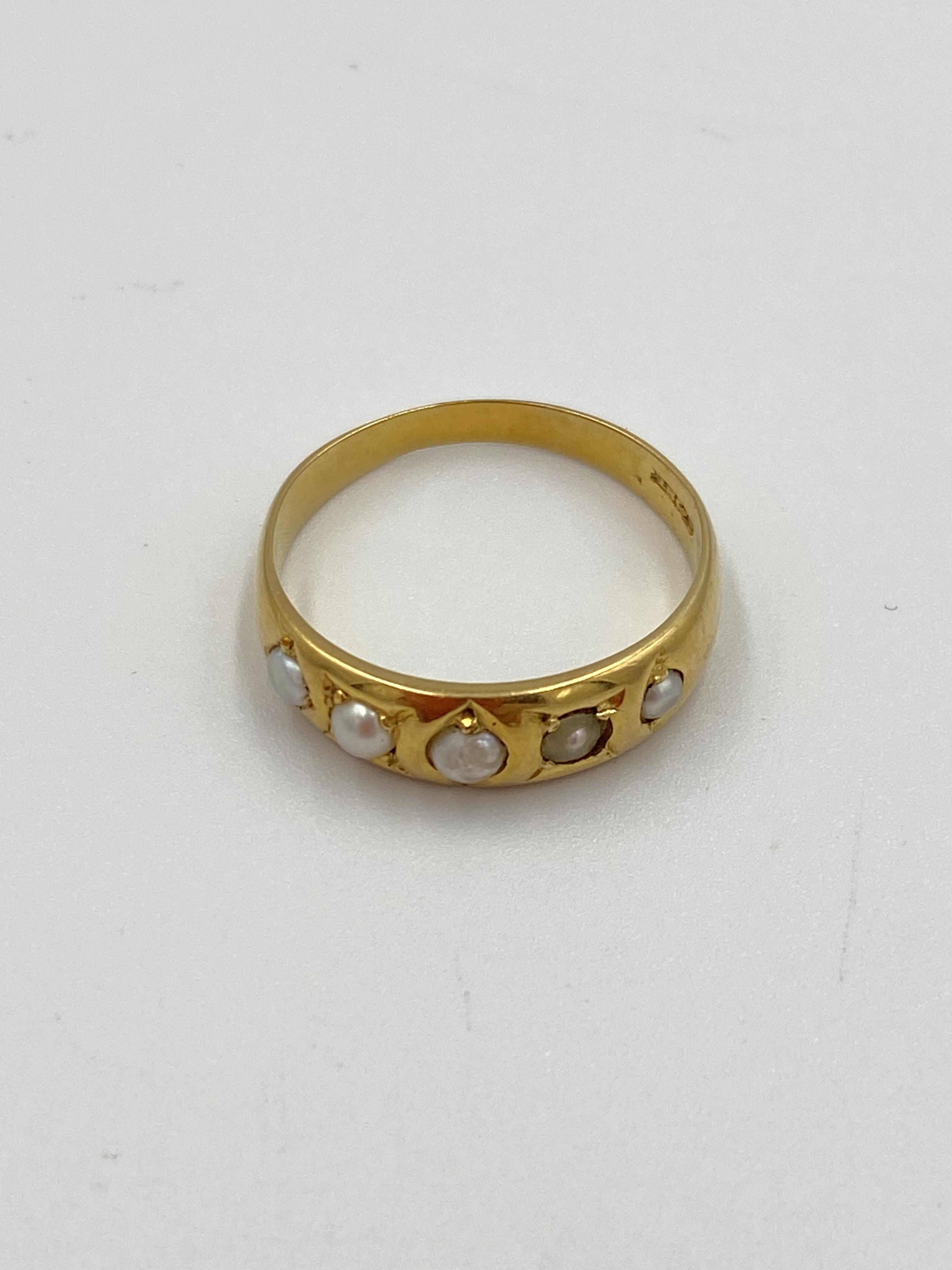 18ct gold and seed pearl ring - Image 2 of 4