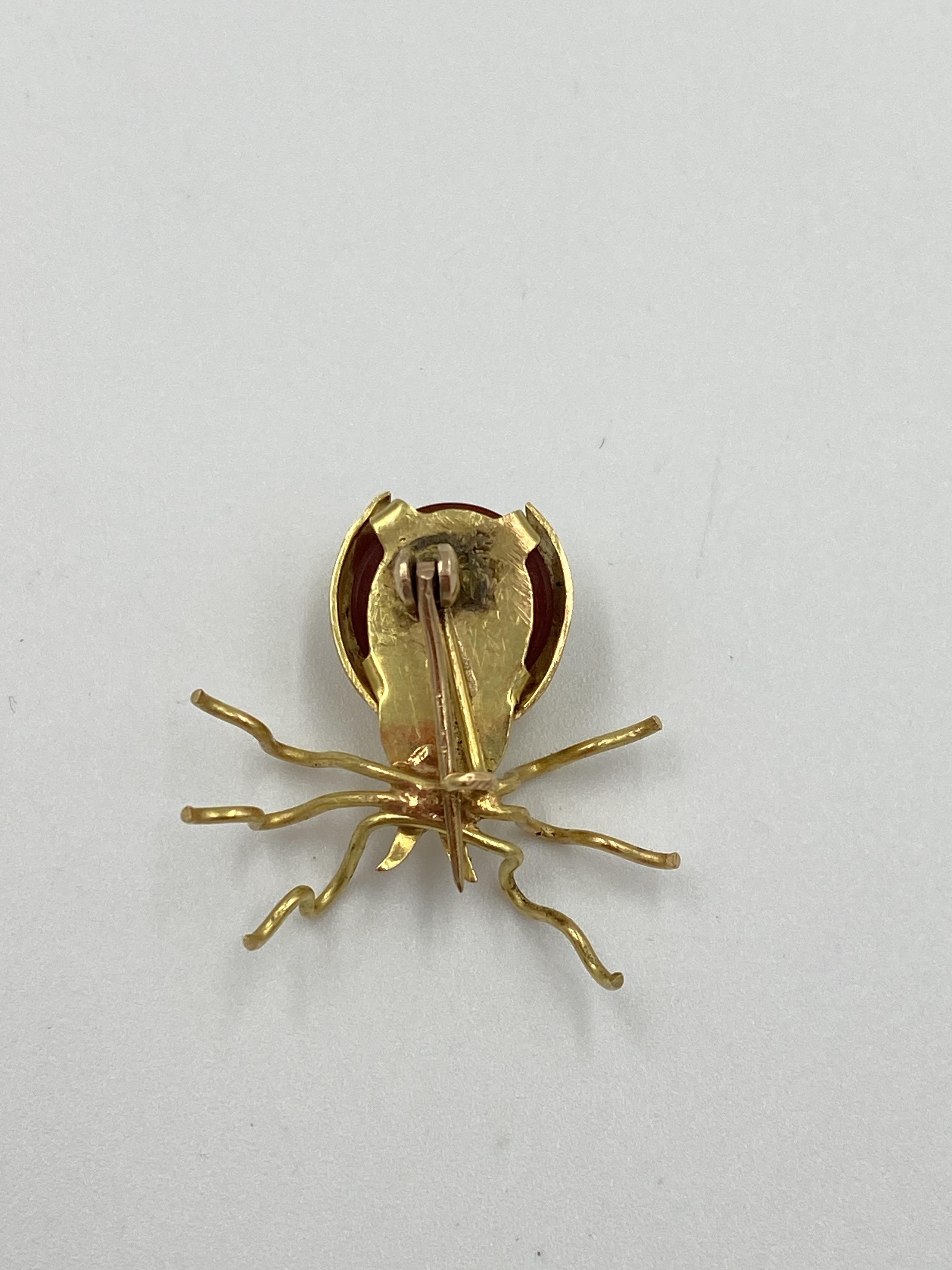 18ct gold spider brooch set with a carnelian cabochon - Image 4 of 4