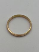 18ct gold band