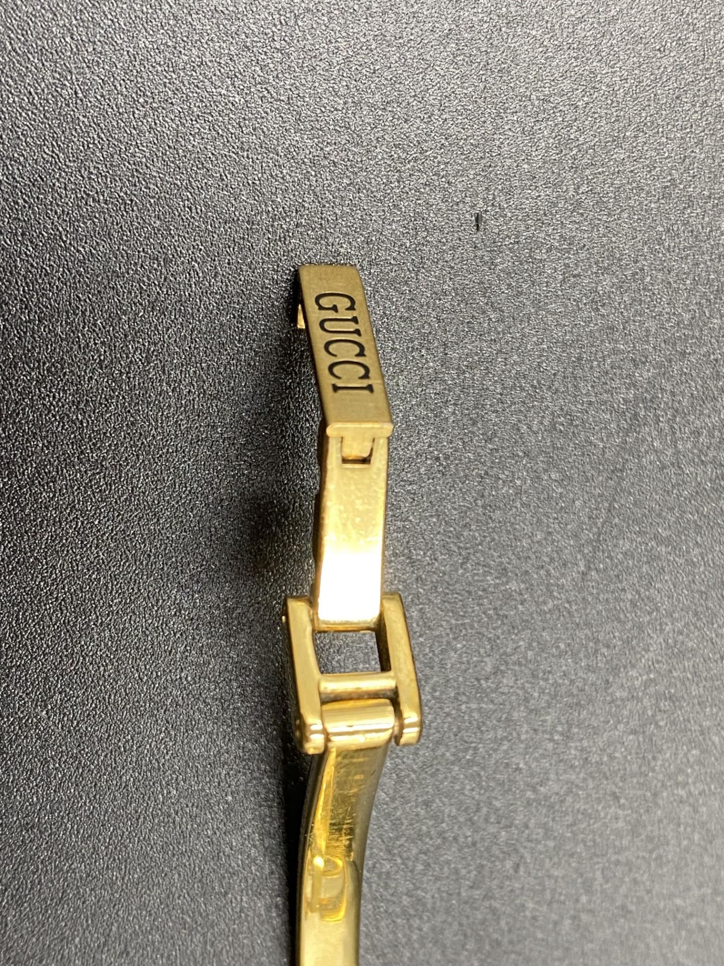 18ct gold ladies Gucci watch - Image 6 of 6