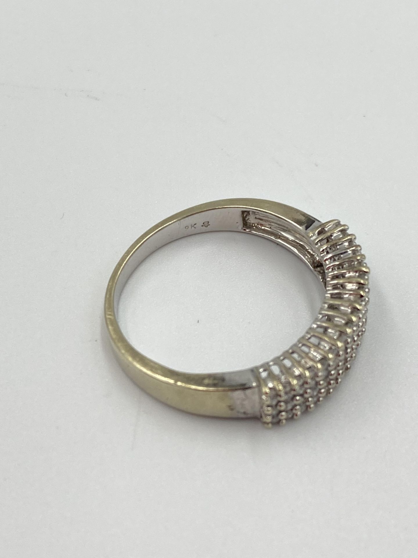 9ct white gold and diamond ring - Image 4 of 6