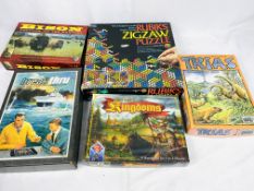 Quantity of boxed board games