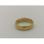 22ct gold band