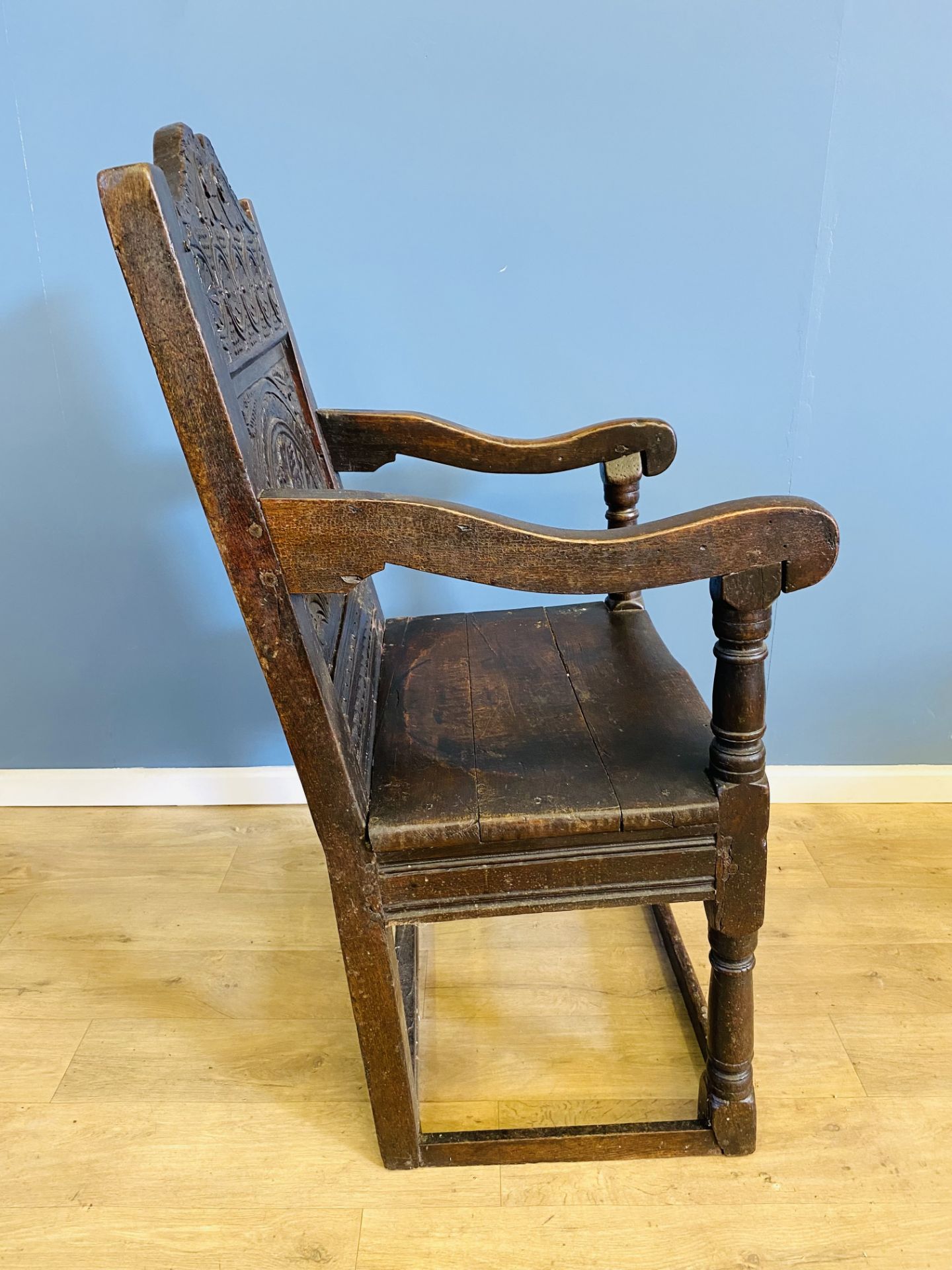 17th century oak armchair - Image 3 of 5