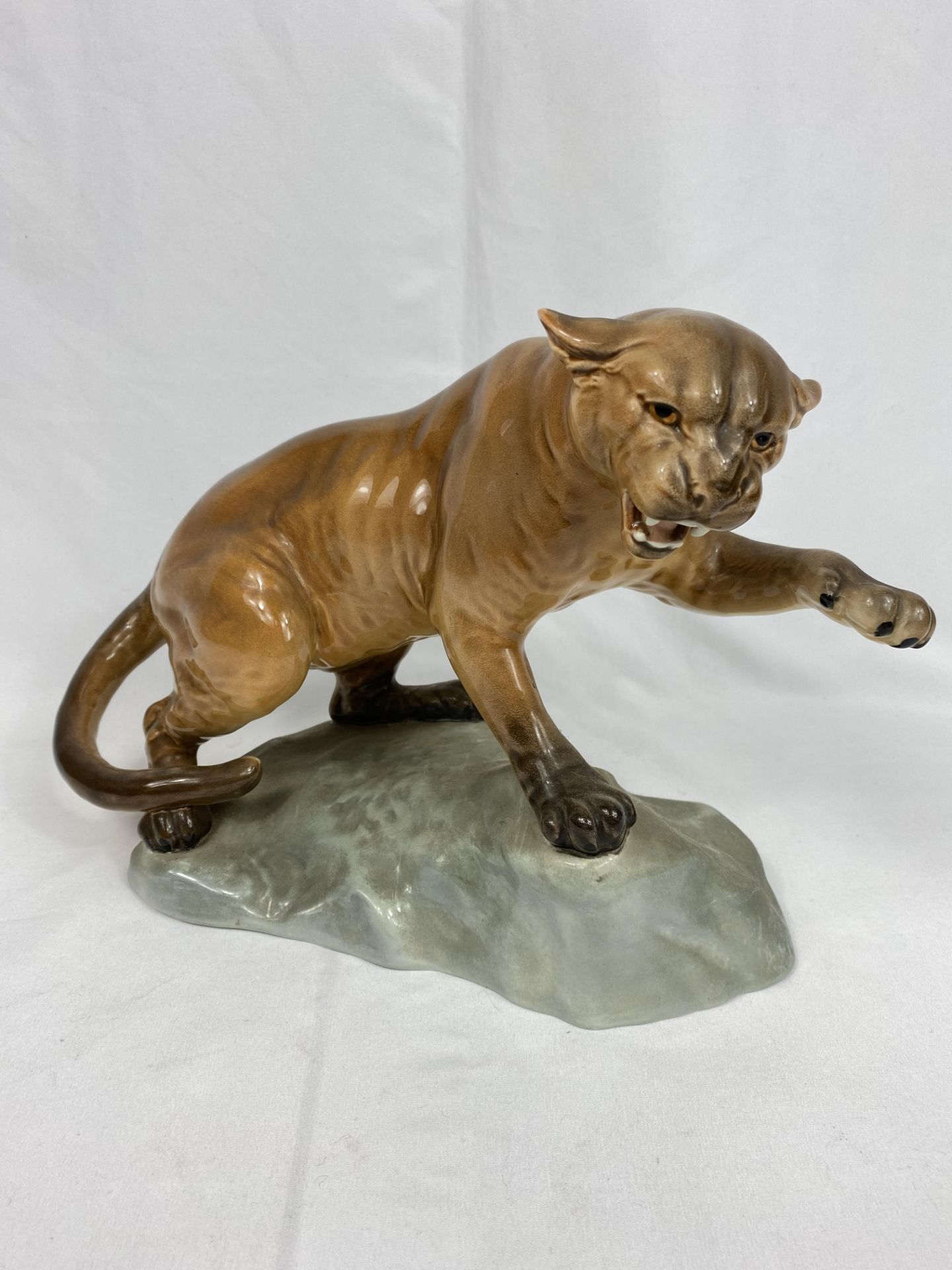 Beswick lion, model 1702 - Image 4 of 5