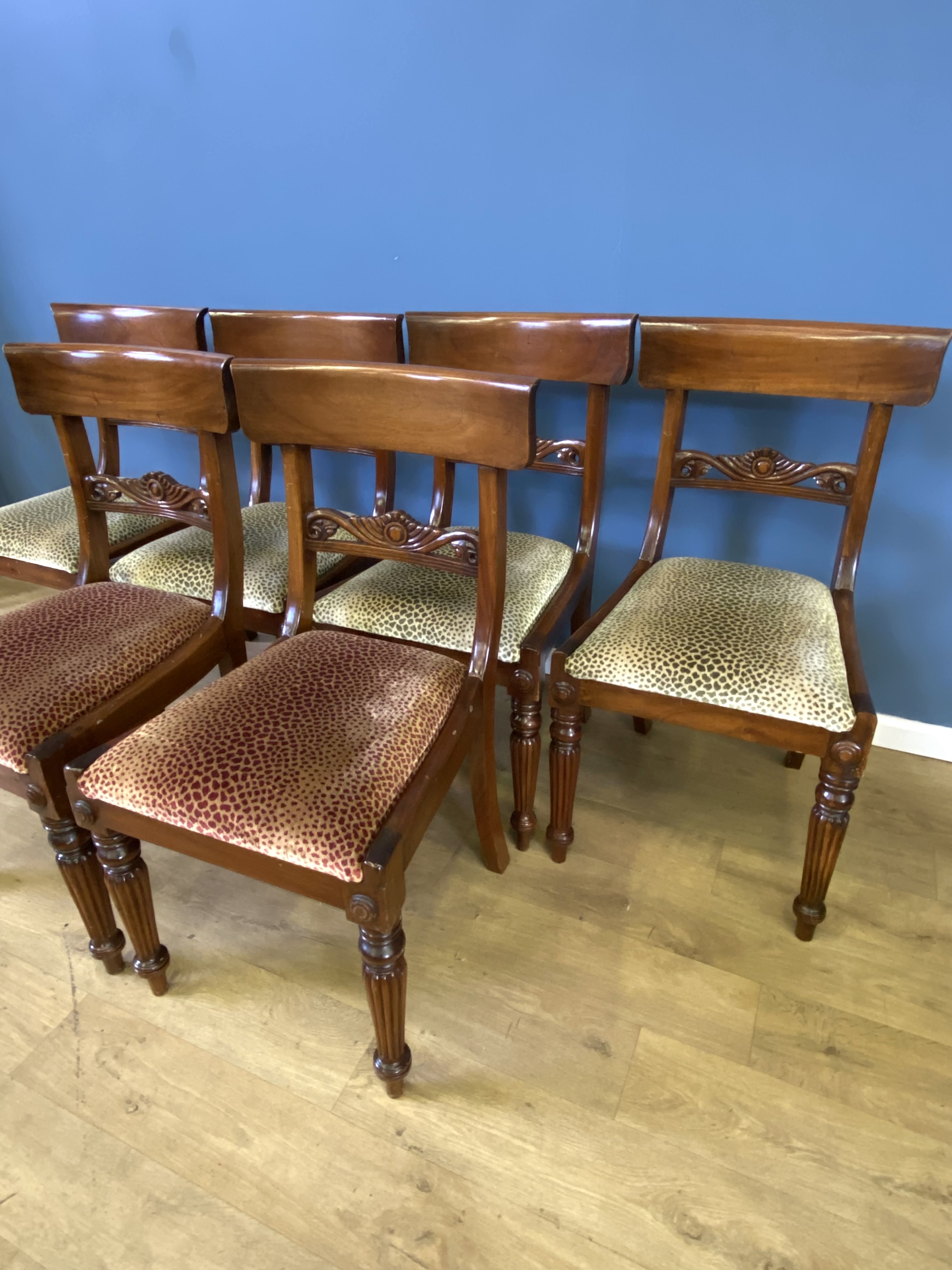 Six Victorian mahogany dining chairs - Image 2 of 3