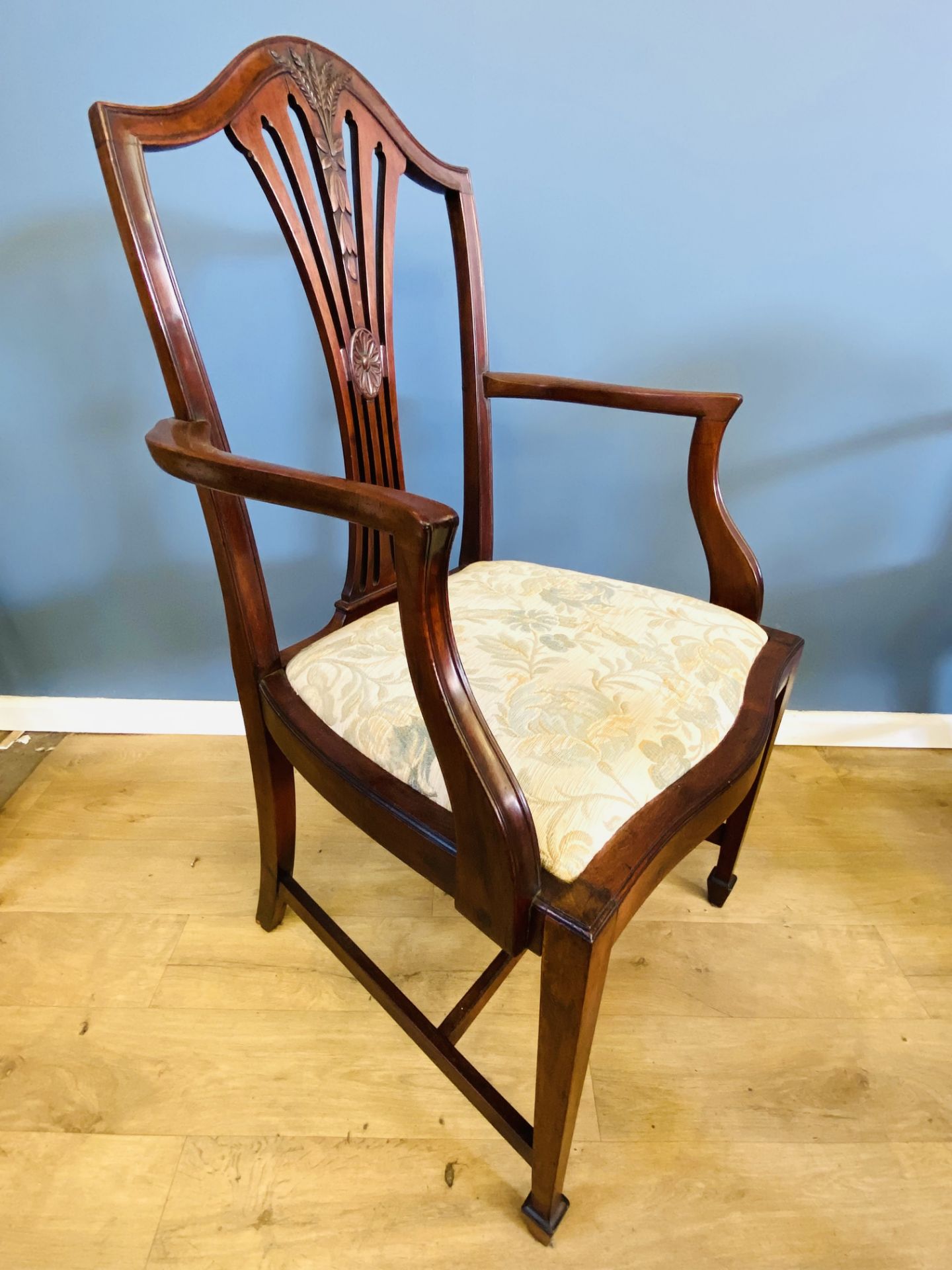 Four Hepplewhite style mahogany armchairs - Image 3 of 4