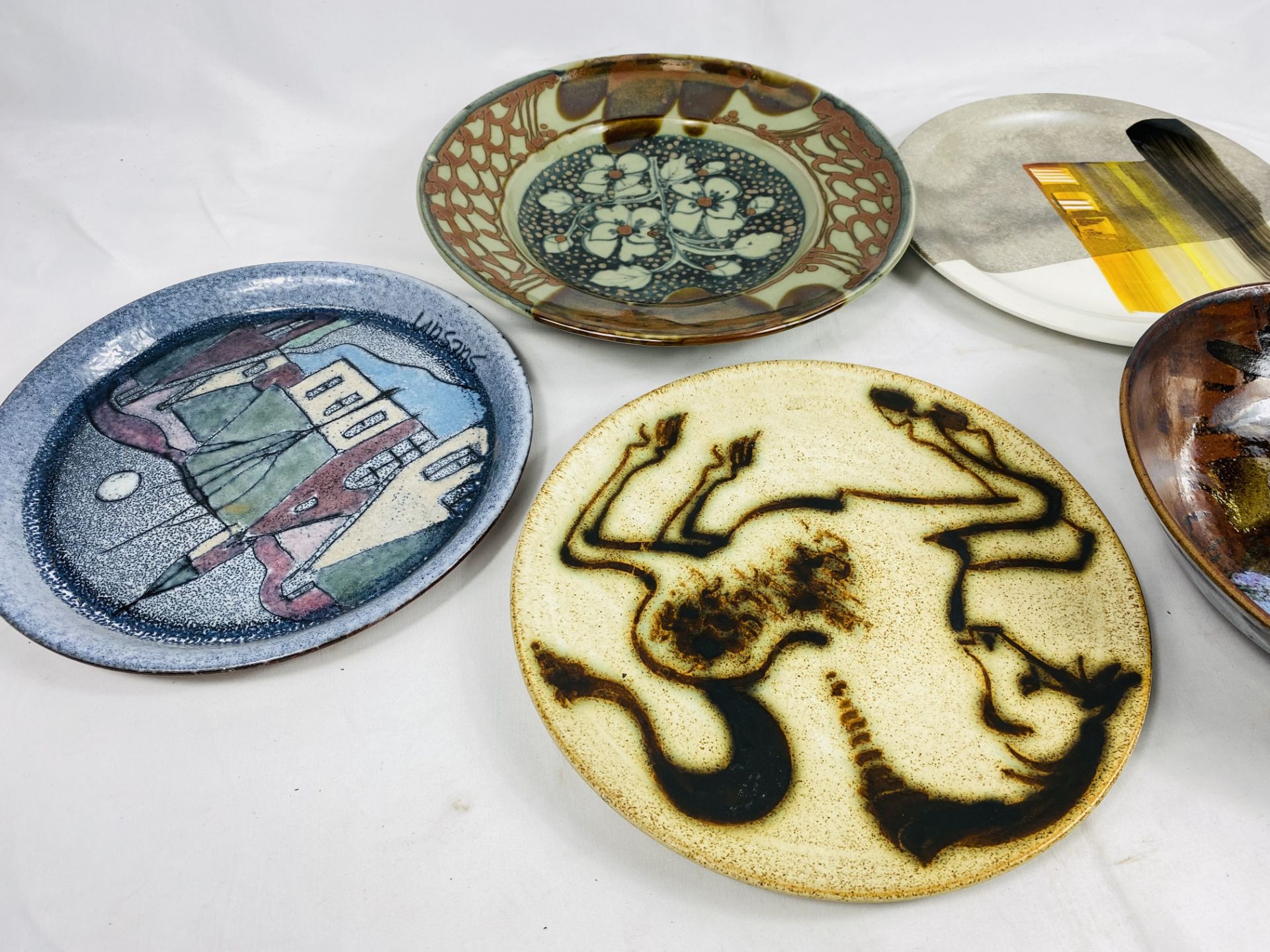 Collection of studio pottery - Image 4 of 4