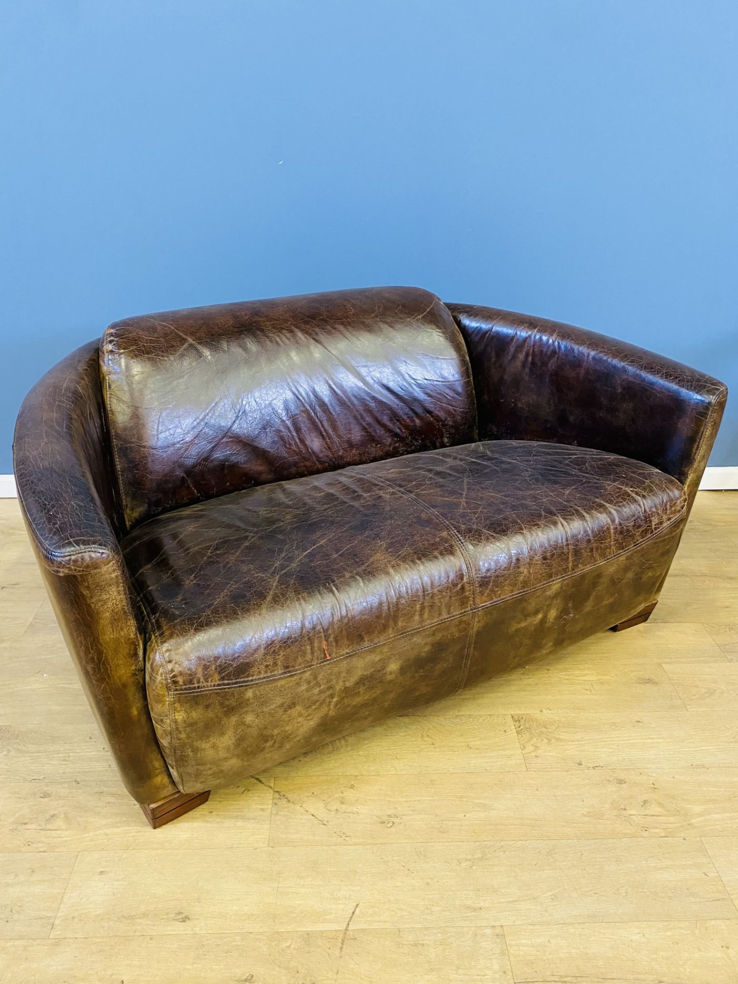 Leather art deco style settee - Image 3 of 5