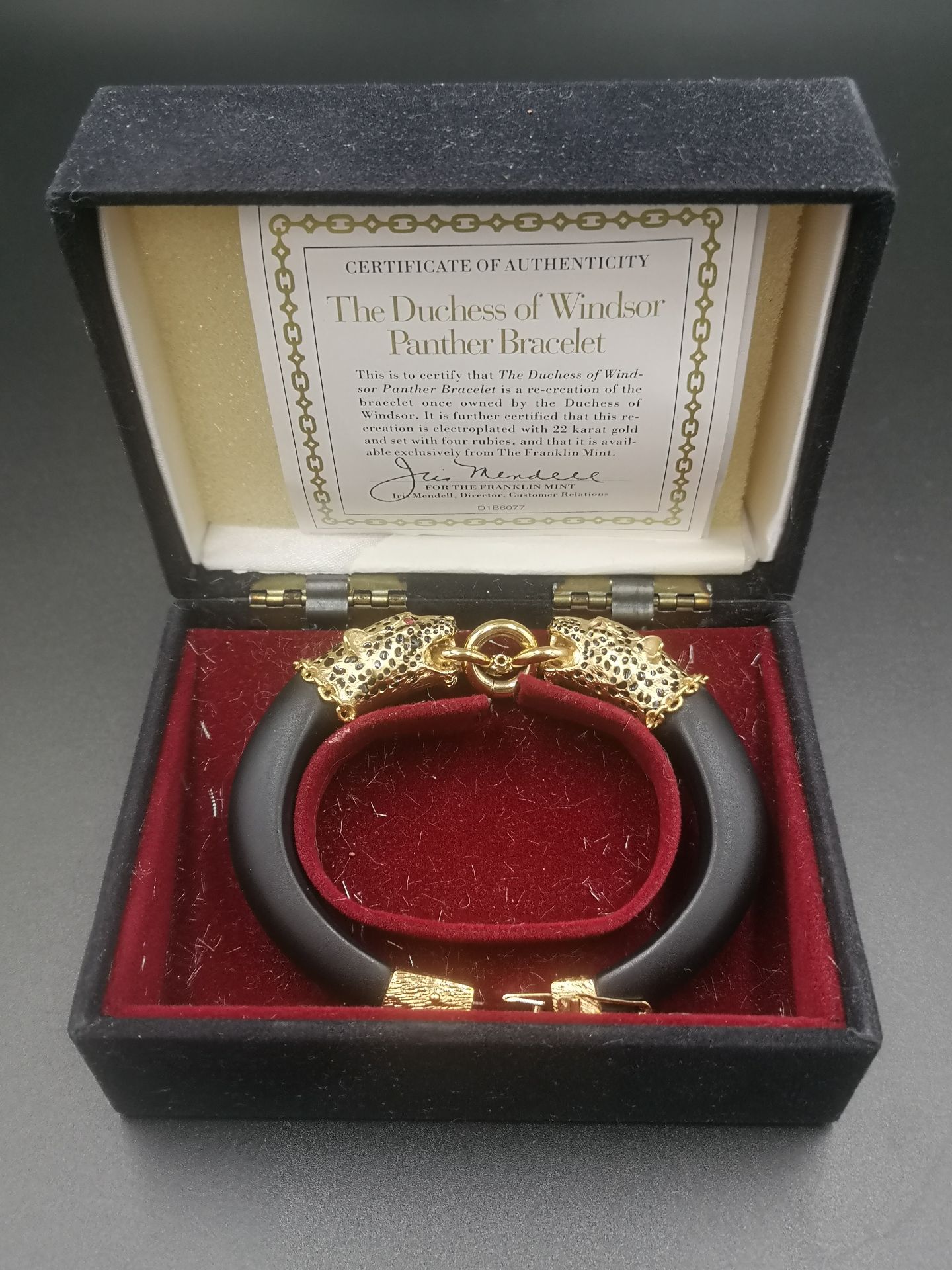 Franklin Mint Duchess of Windsor panther bracelet with certificate of authenticity. - Image 4 of 5