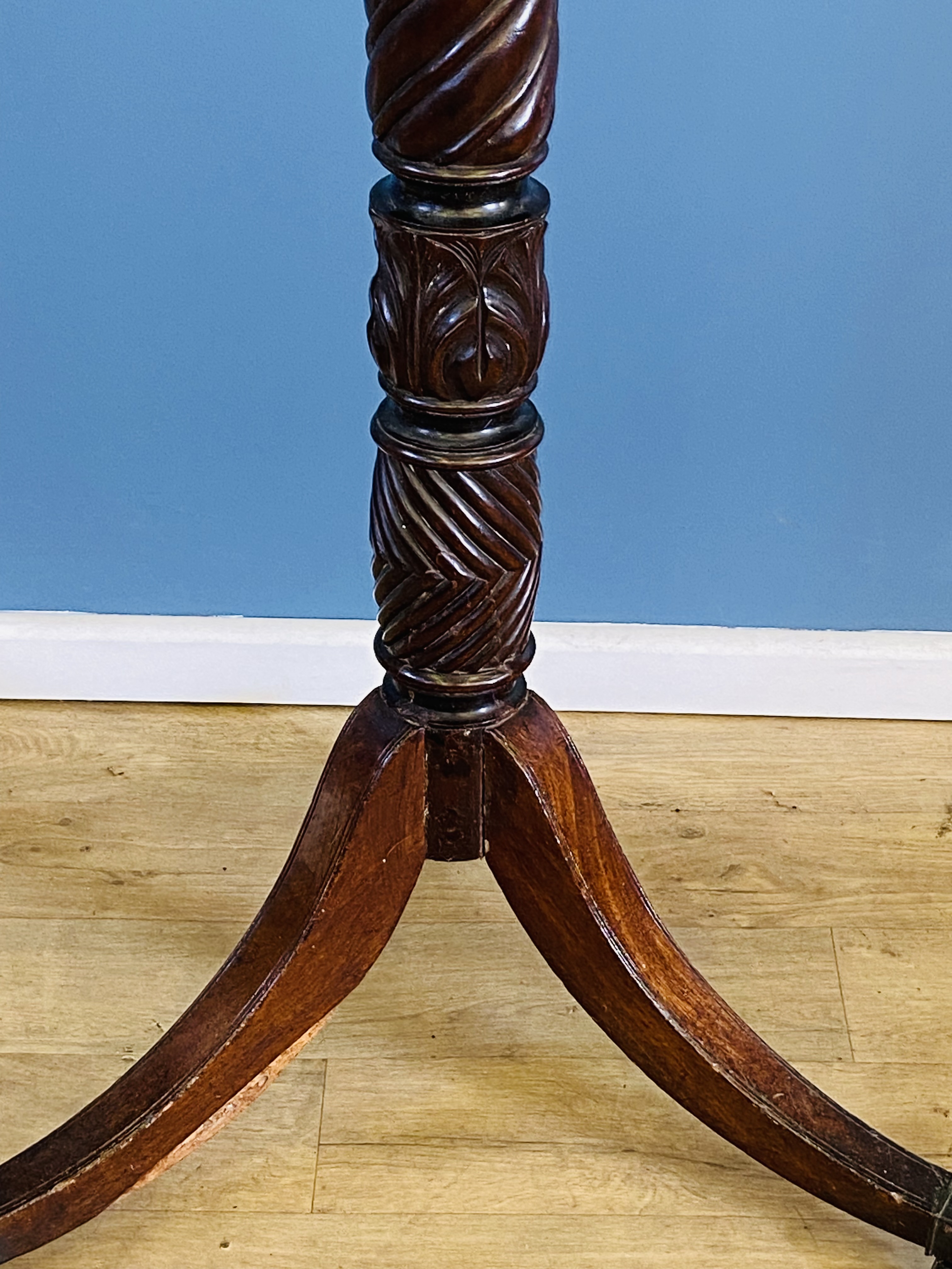 Victorian mahogany torchere - Image 4 of 5