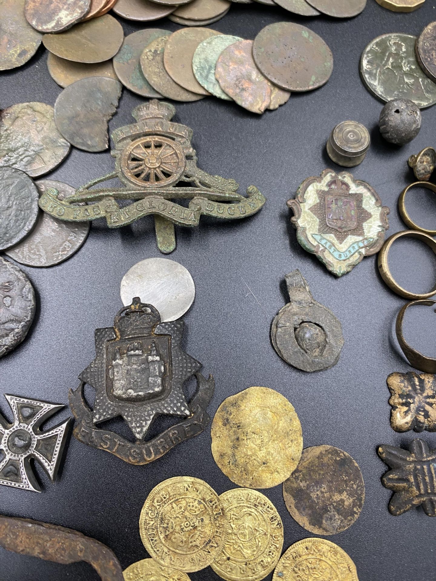 Collection of finds from the Thames Estuary, including coins, tags and buttons. - Image 6 of 8