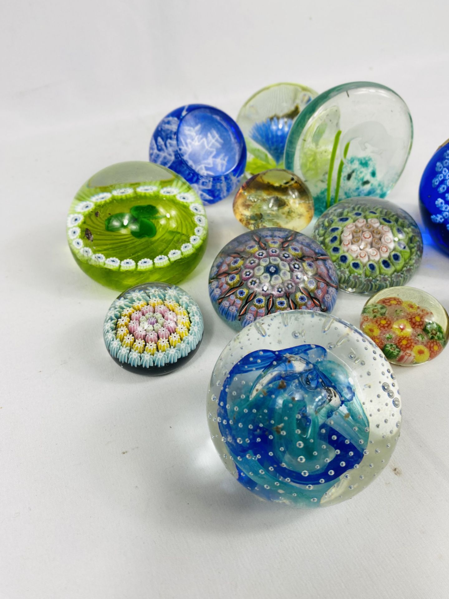 Collection of ten glass paperweights - Image 4 of 5