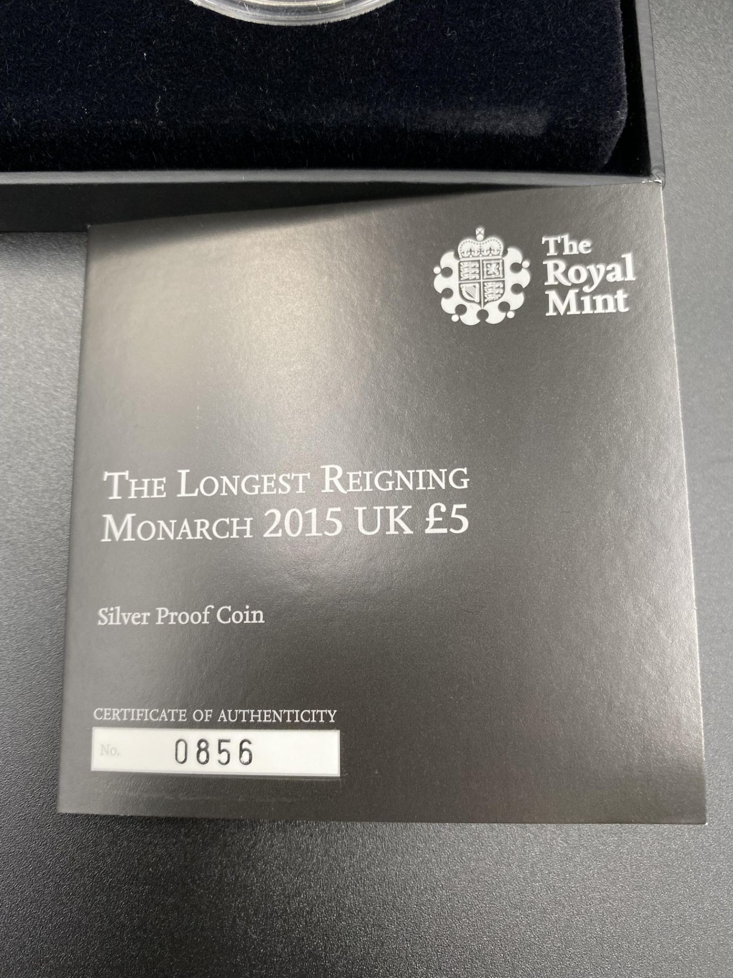 Royal Mint Longest Reigning Monarch 2015 silver £5 coin - Image 4 of 4