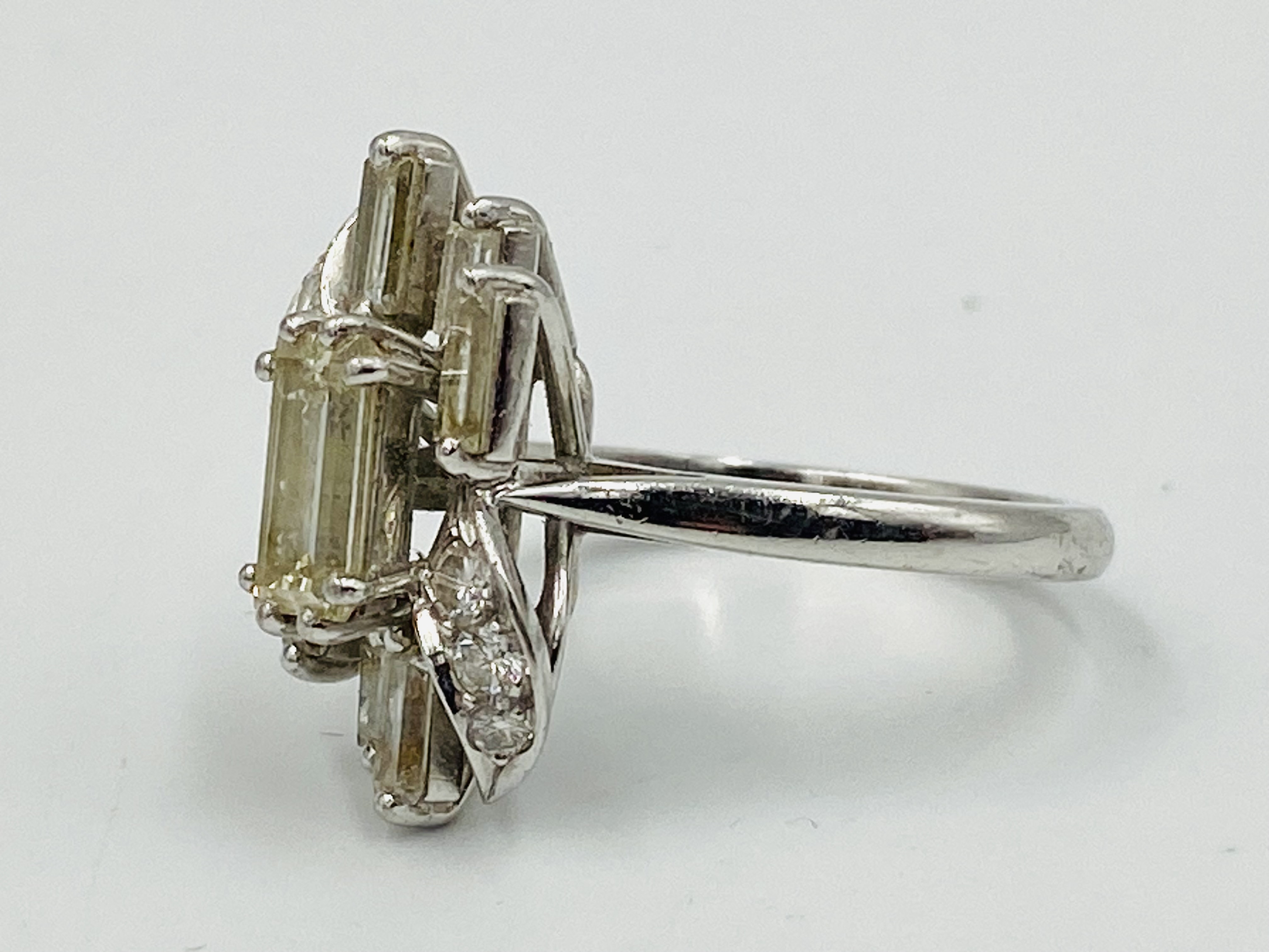 White gold and diamond cocktail ring - Image 2 of 5