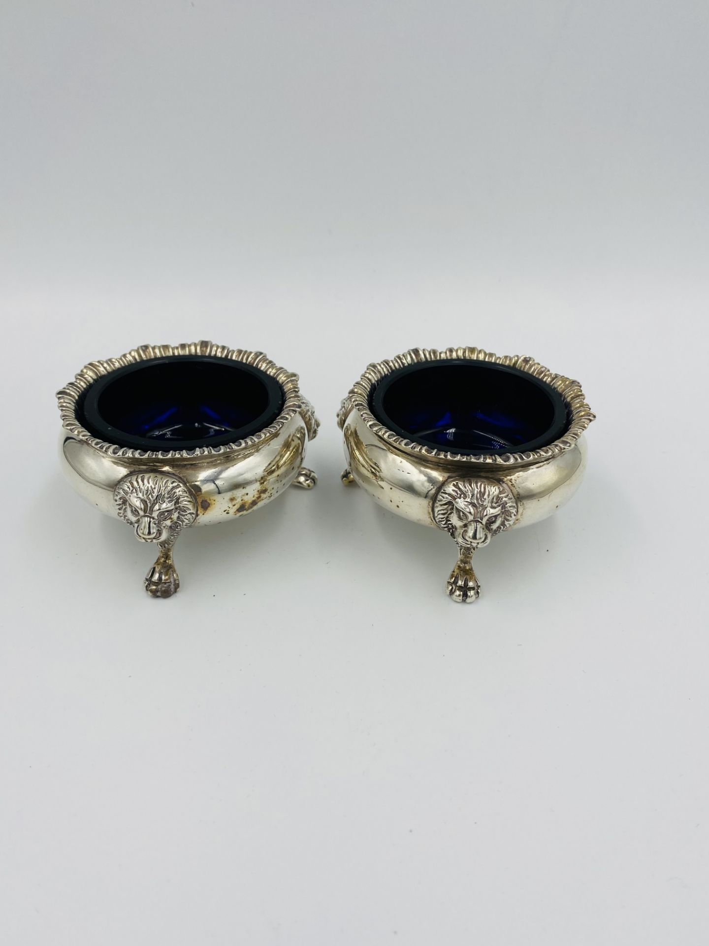 A pair of silver cruet bowls together with a silver filigree bonbon dish - Image 3 of 7