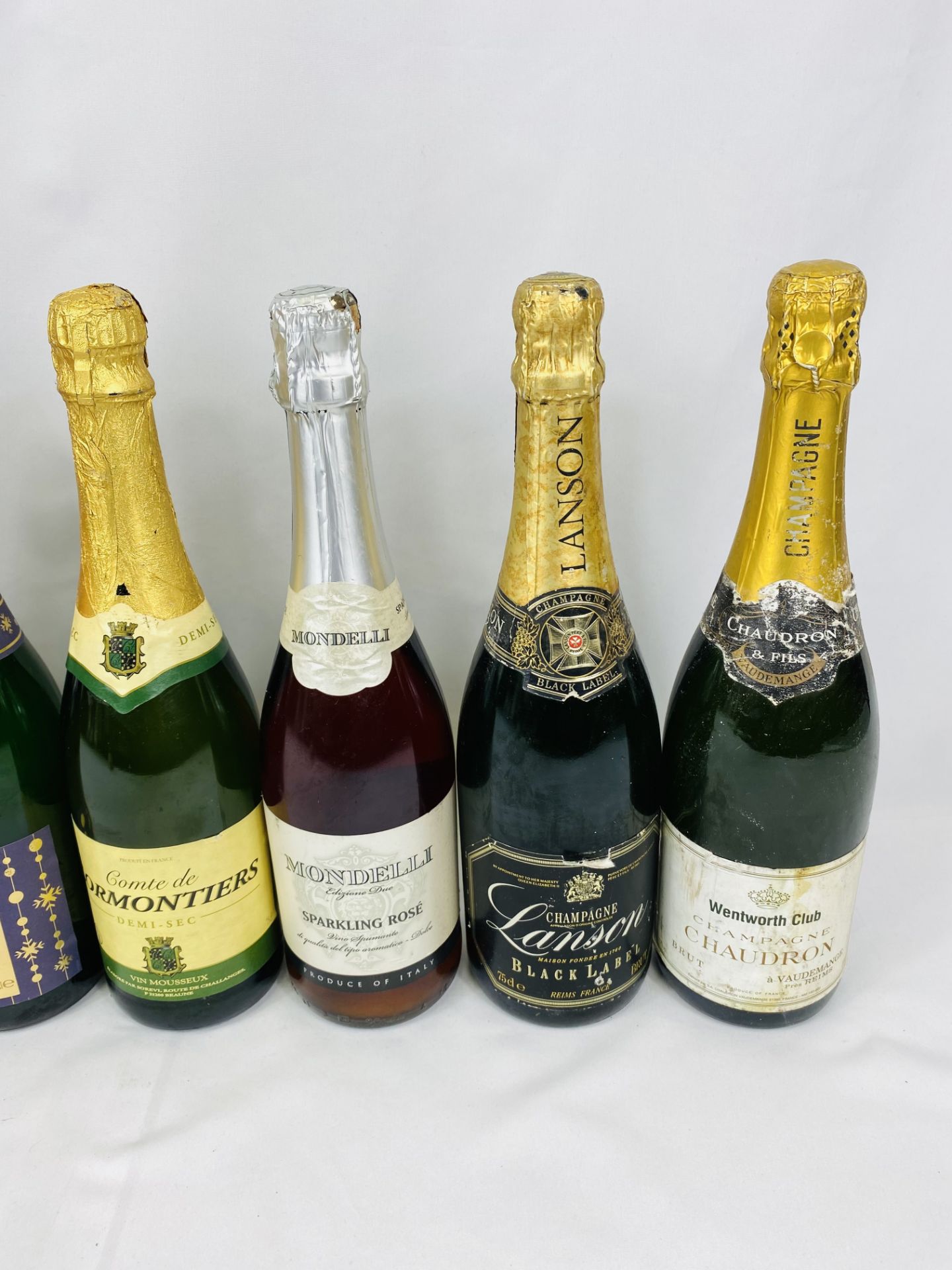 Eight bottles of wine and sparkling wine - Image 2 of 3