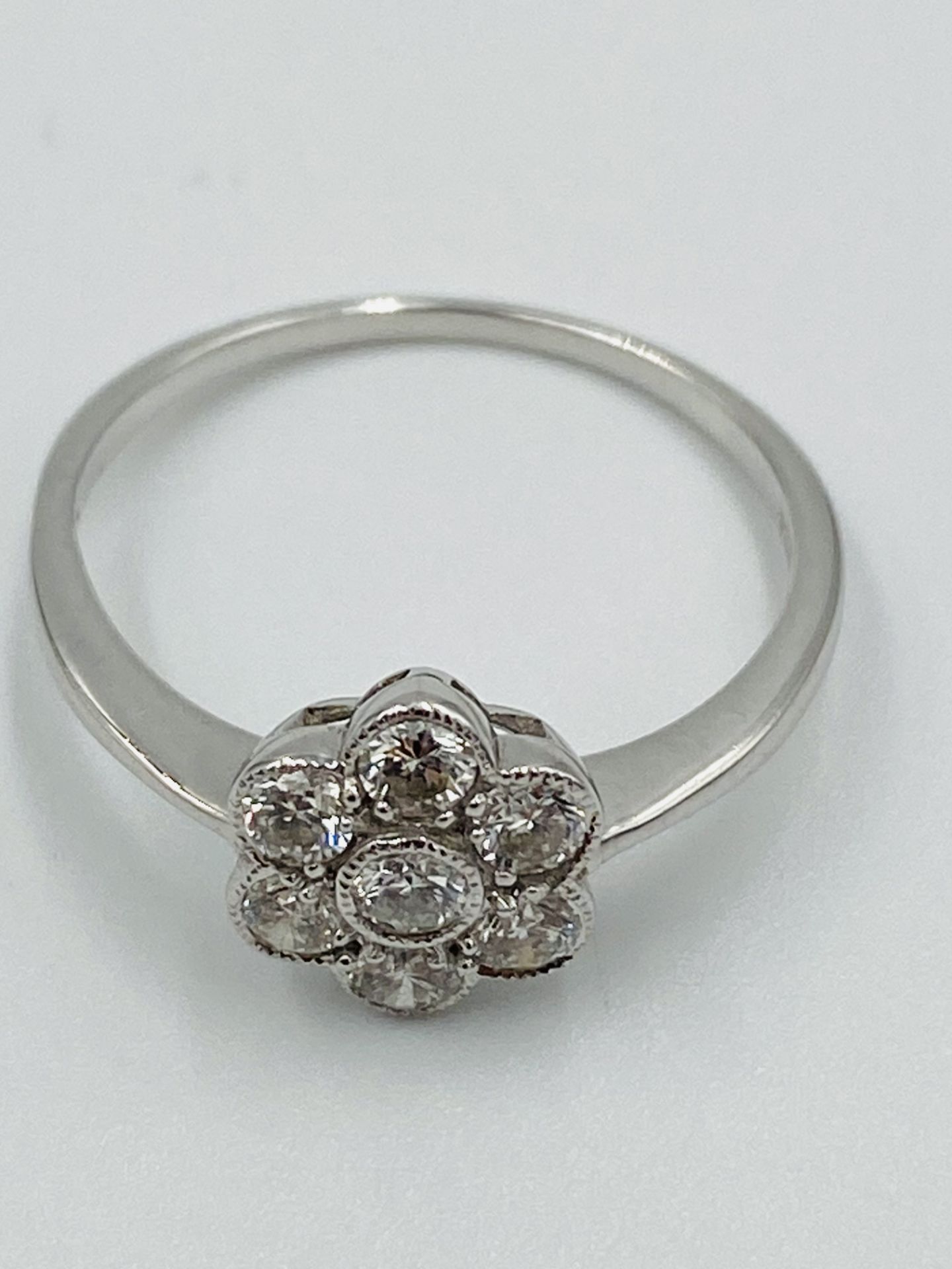 18ct white gold and diamond ring - Image 5 of 5