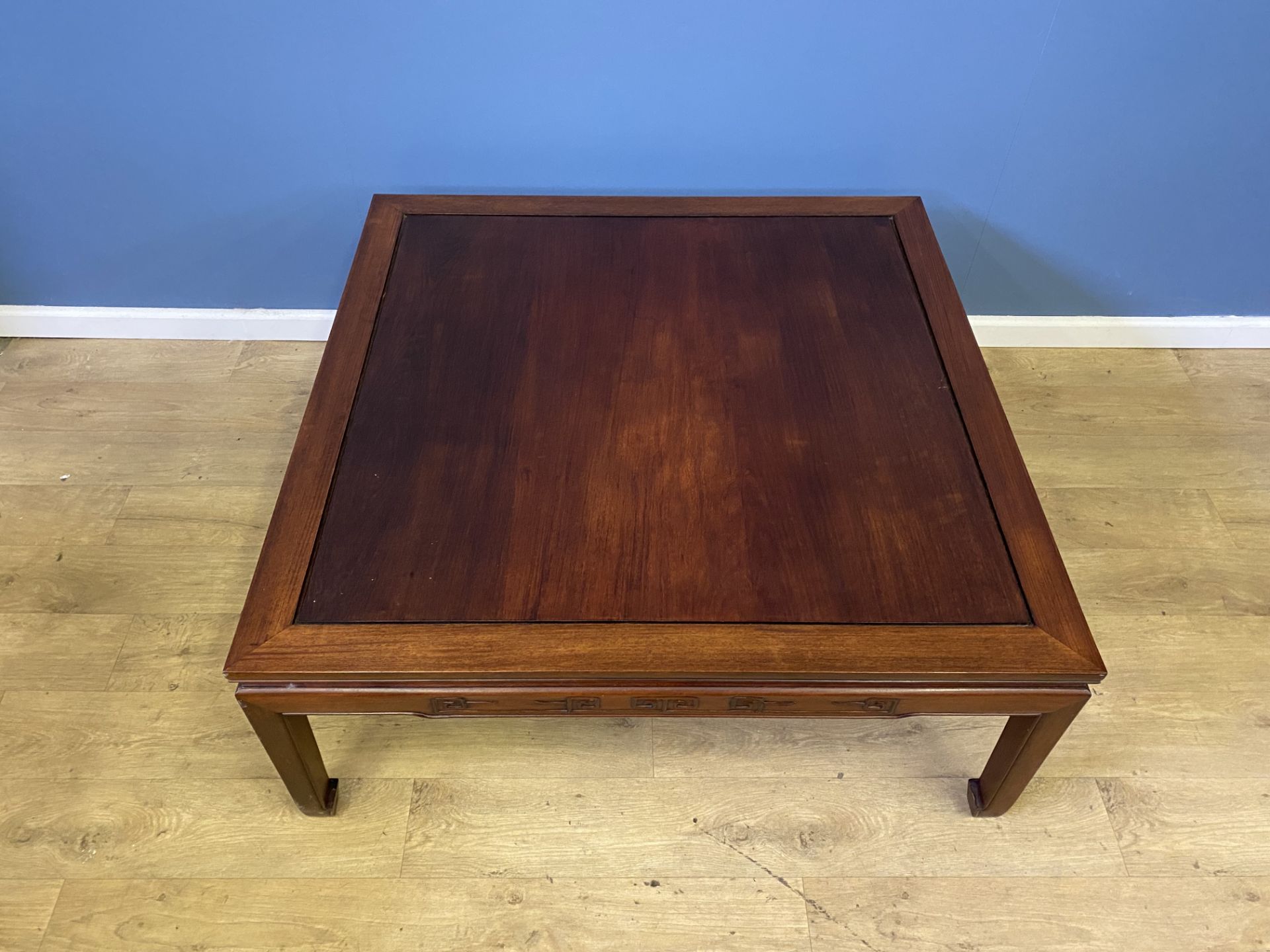 Contemporary Oriental style coffee table - Image 2 of 4