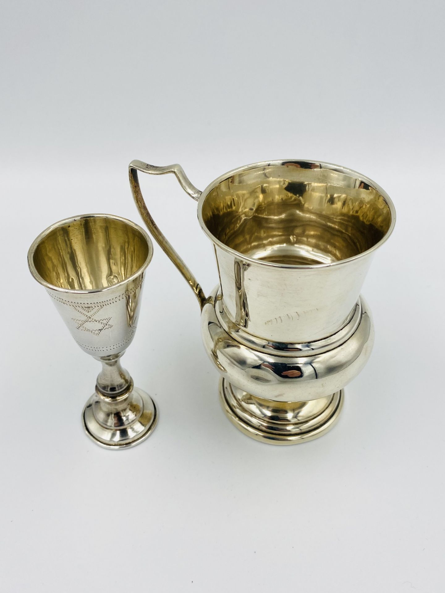 Two silver cups and a silver framed clock - Image 3 of 6