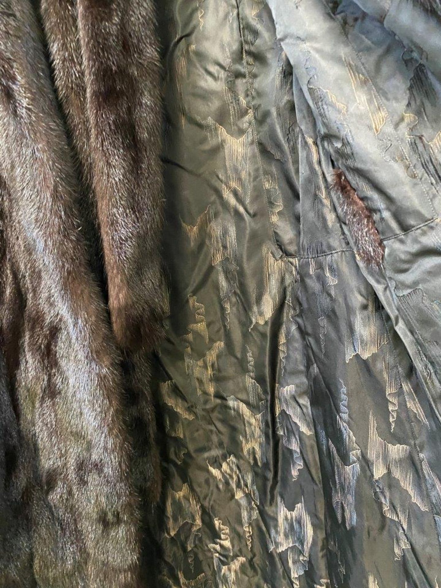 Full length mink coat - Image 4 of 4