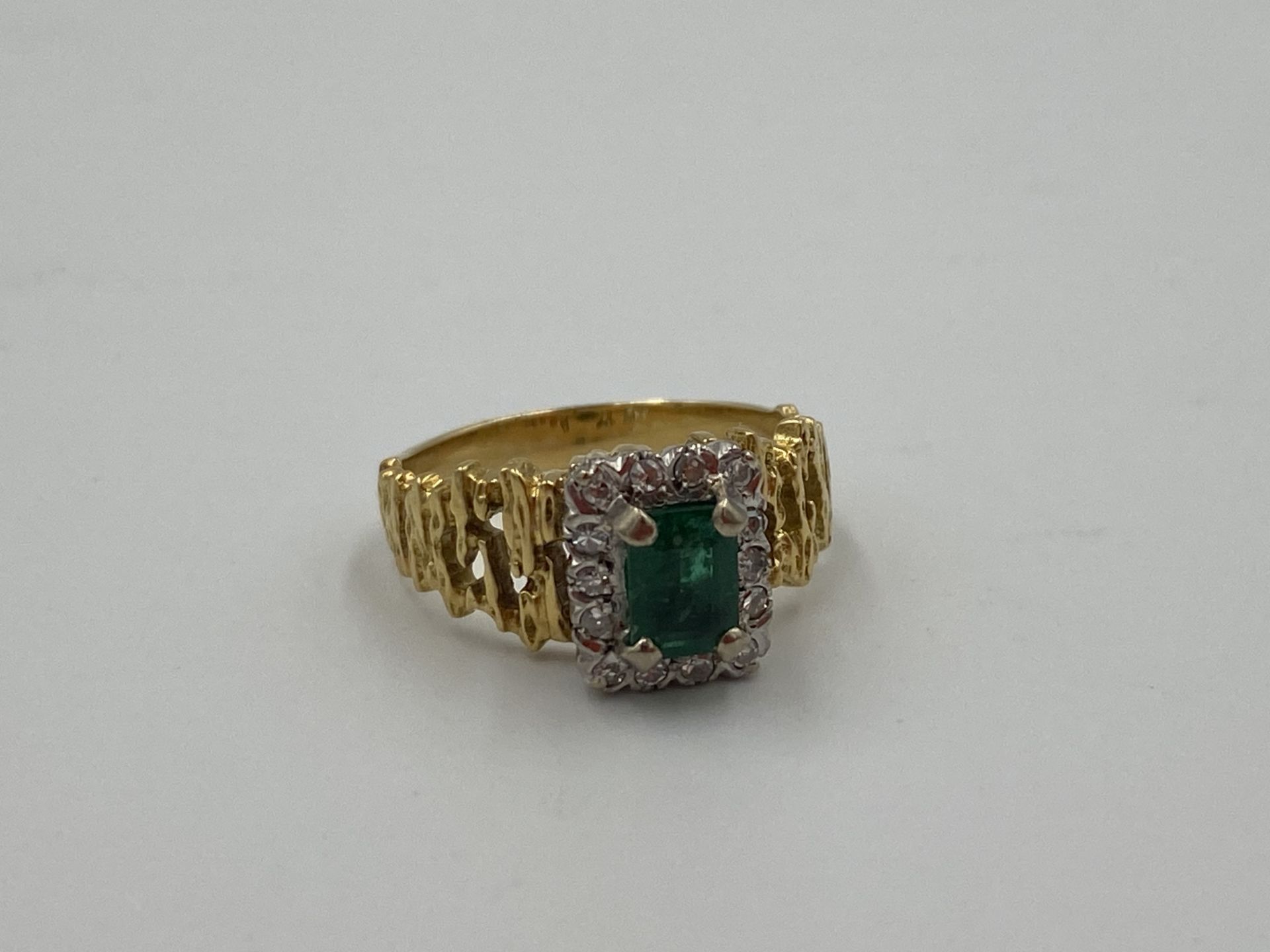 14ct gold, diamond and emerald ring - Image 8 of 12