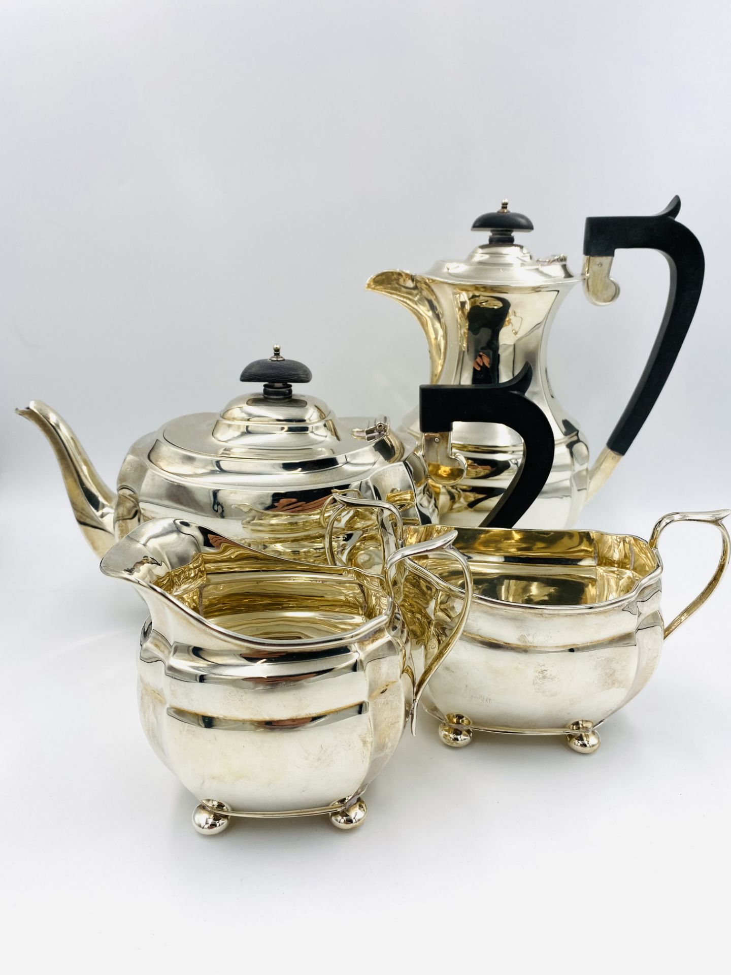 Silver tea and coffee set, Chester 1930