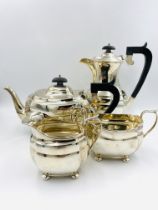 Silver tea and coffee set, Chester 1930