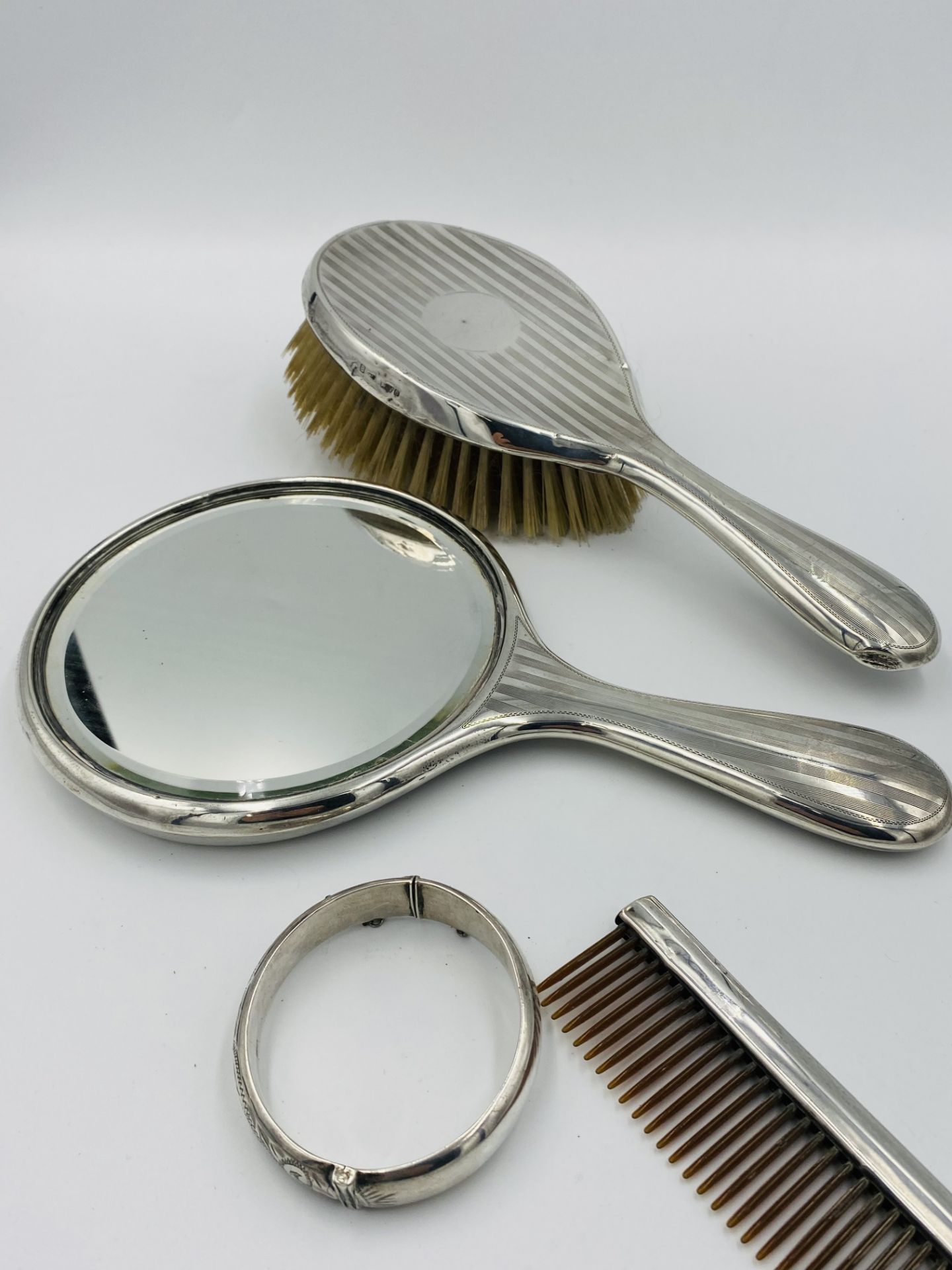 Silver backed dressing table set - Image 5 of 5