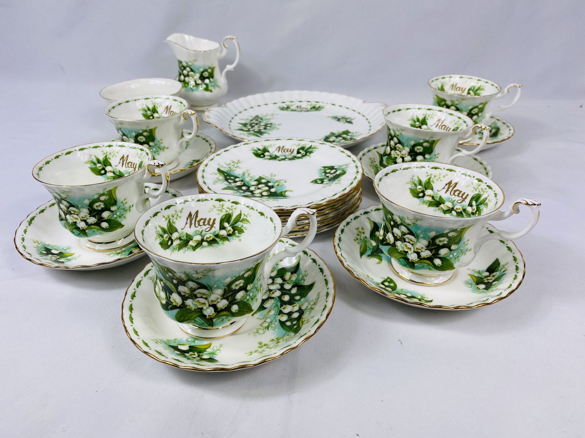 Royal Albert Lily of the Valley tea set - Image 2 of 4