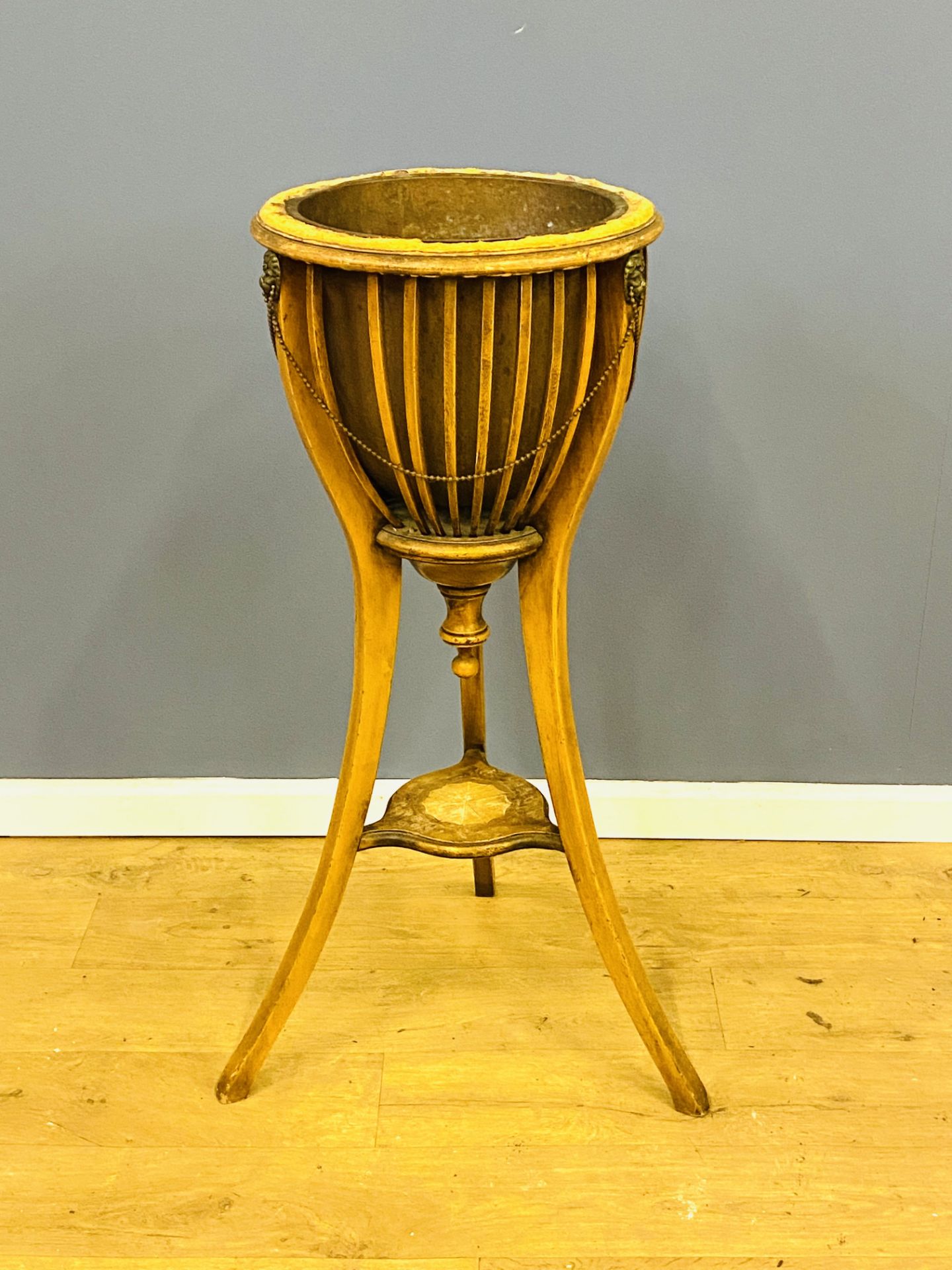 Mahogany jardiniere stand