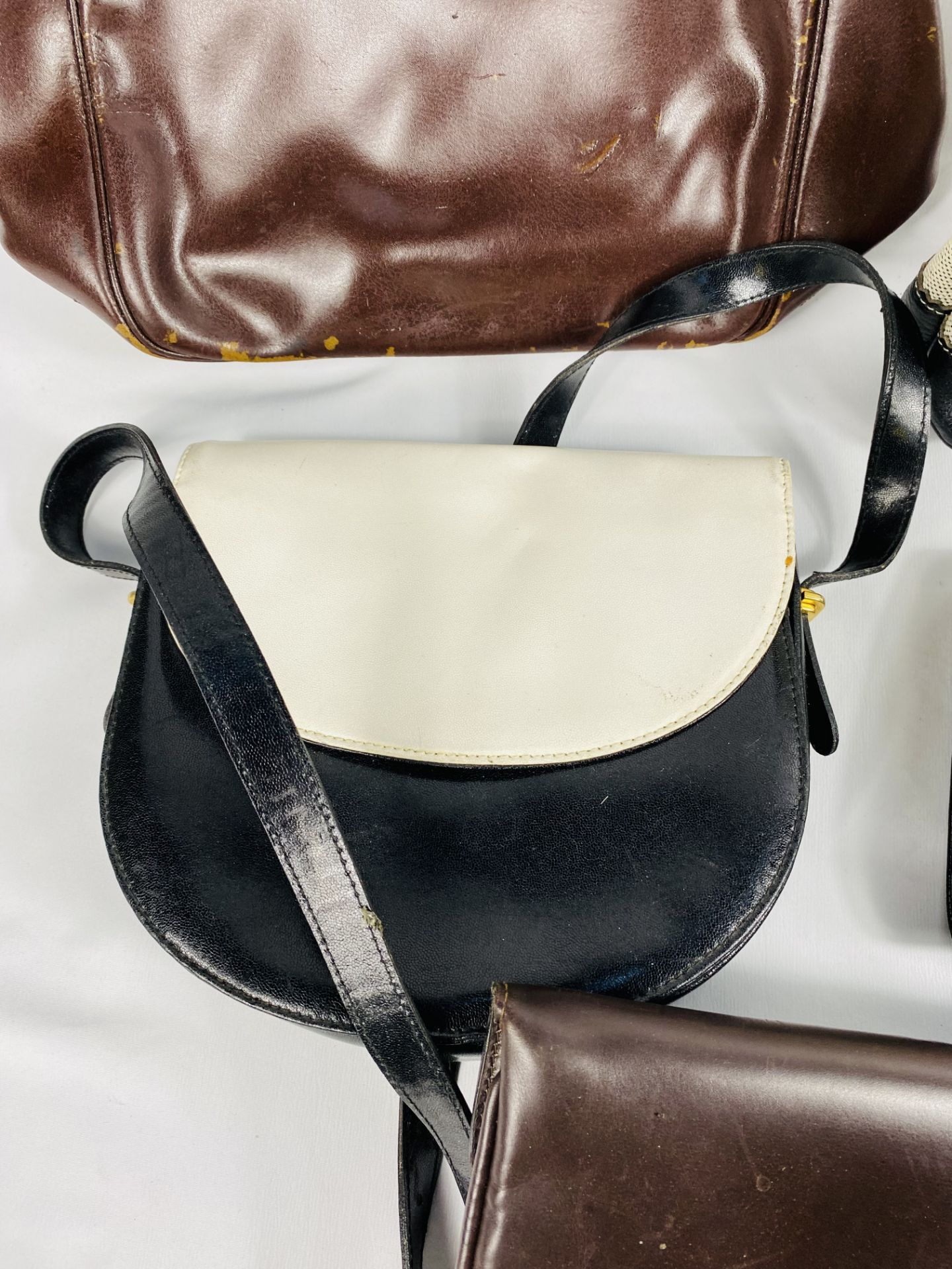 Five fashion handbags - Image 3 of 3