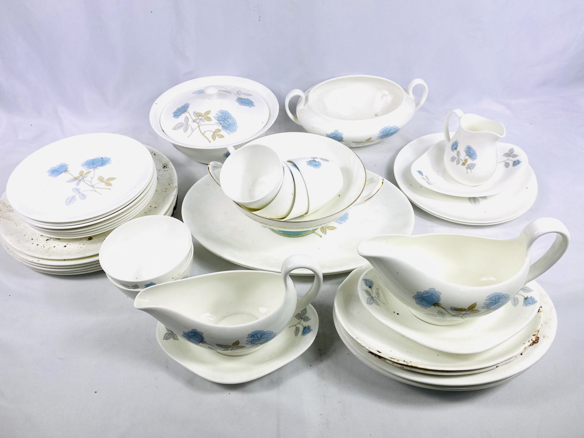 Wedgwood Ice Rose part dinner service