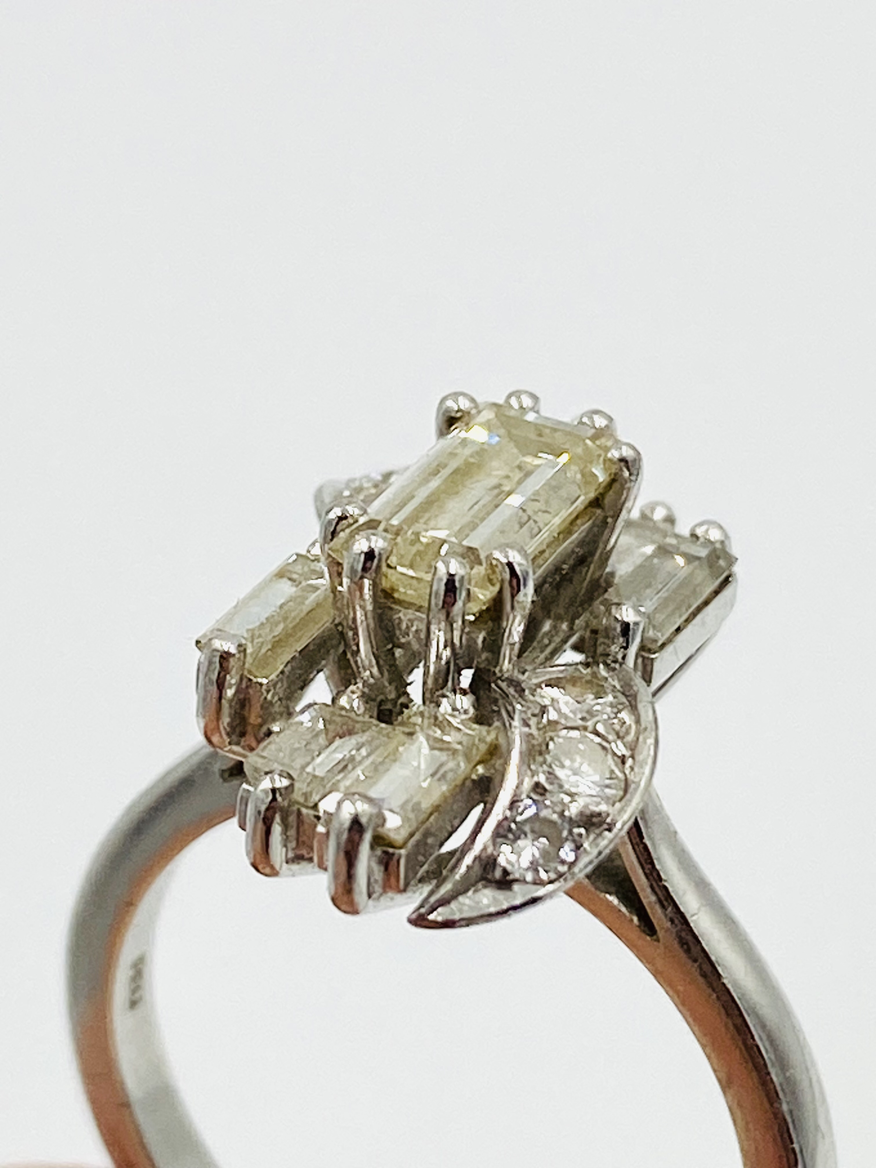 White gold and diamond cocktail ring - Image 4 of 5