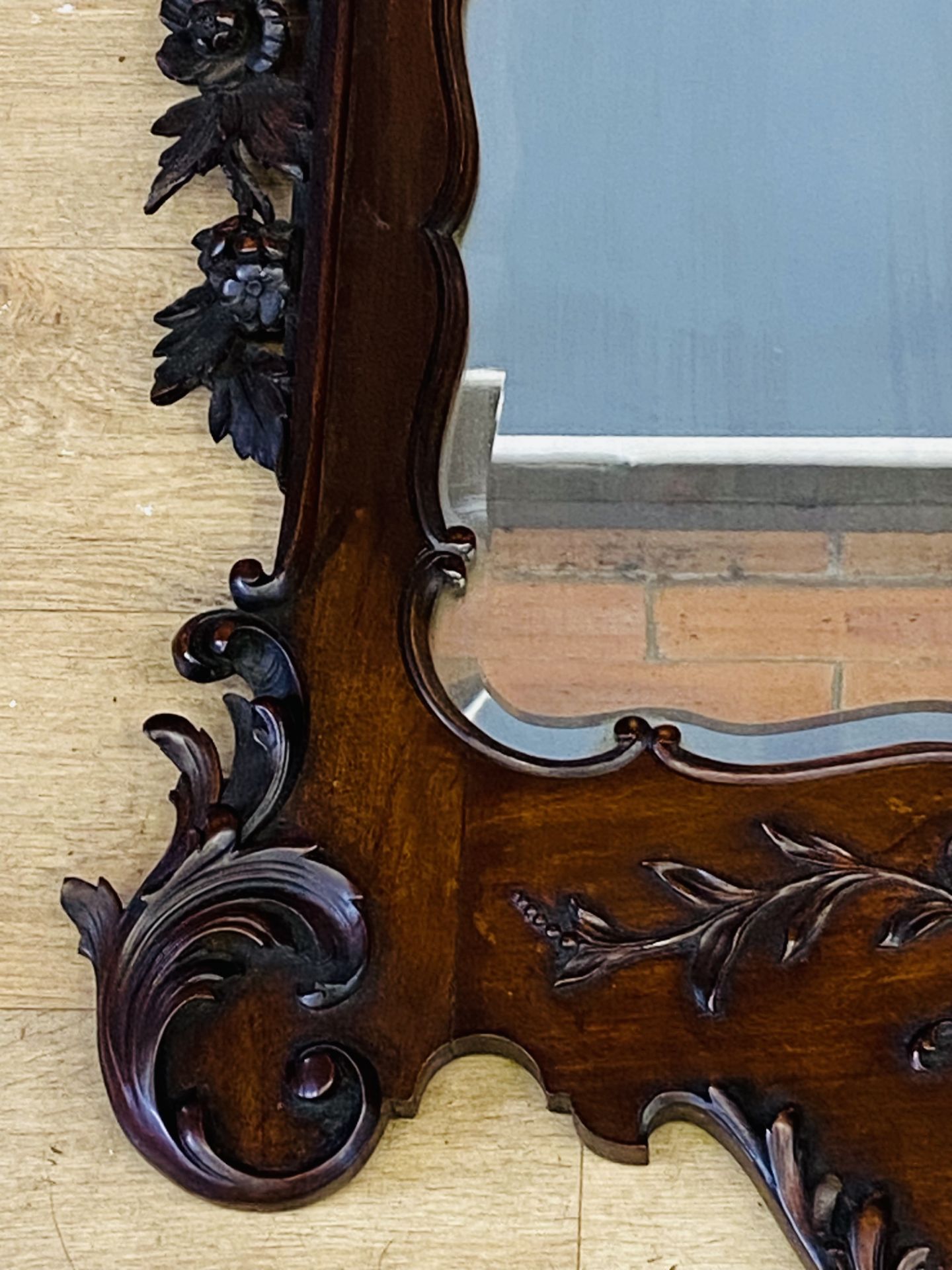 Carved mahogany mirror - Image 3 of 5