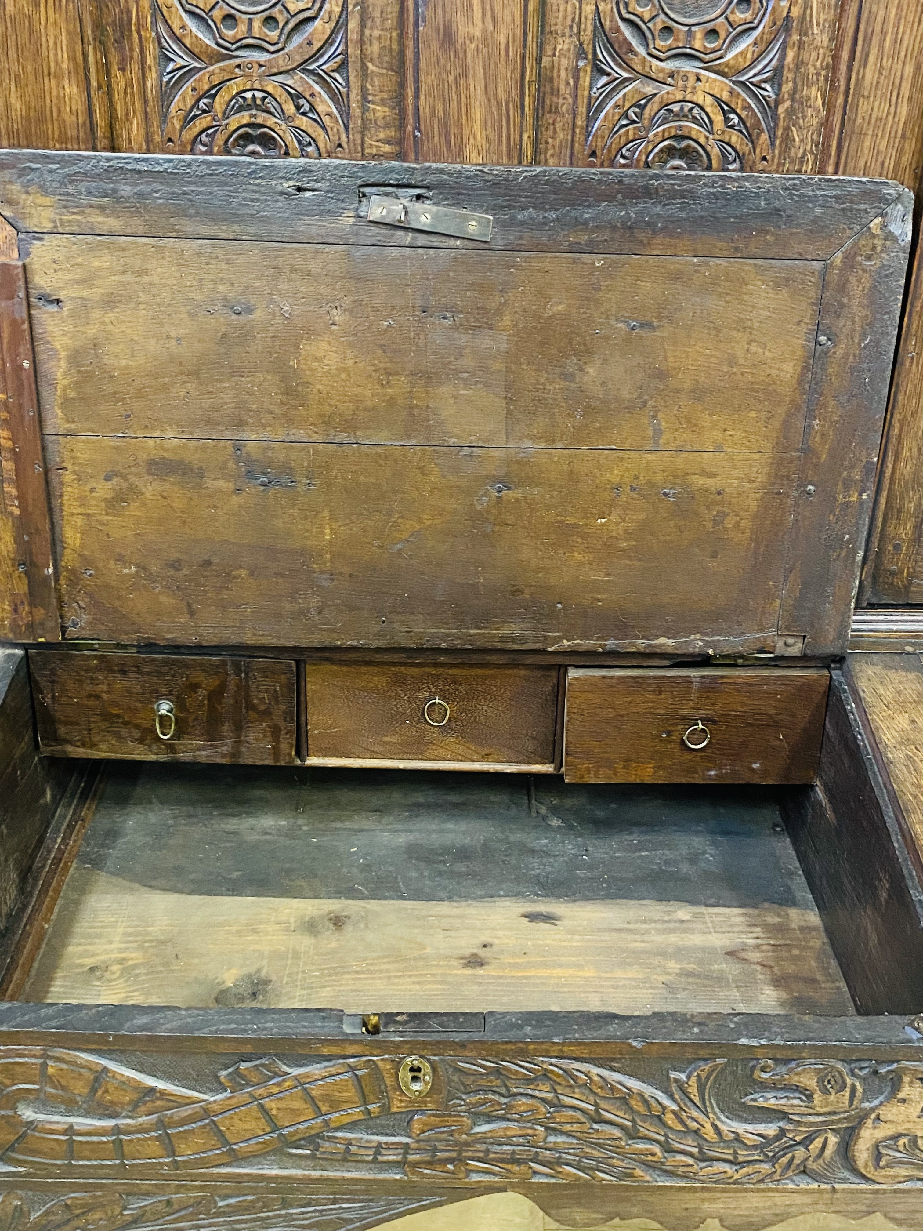 18th century continental oak clerks desk - Image 3 of 8