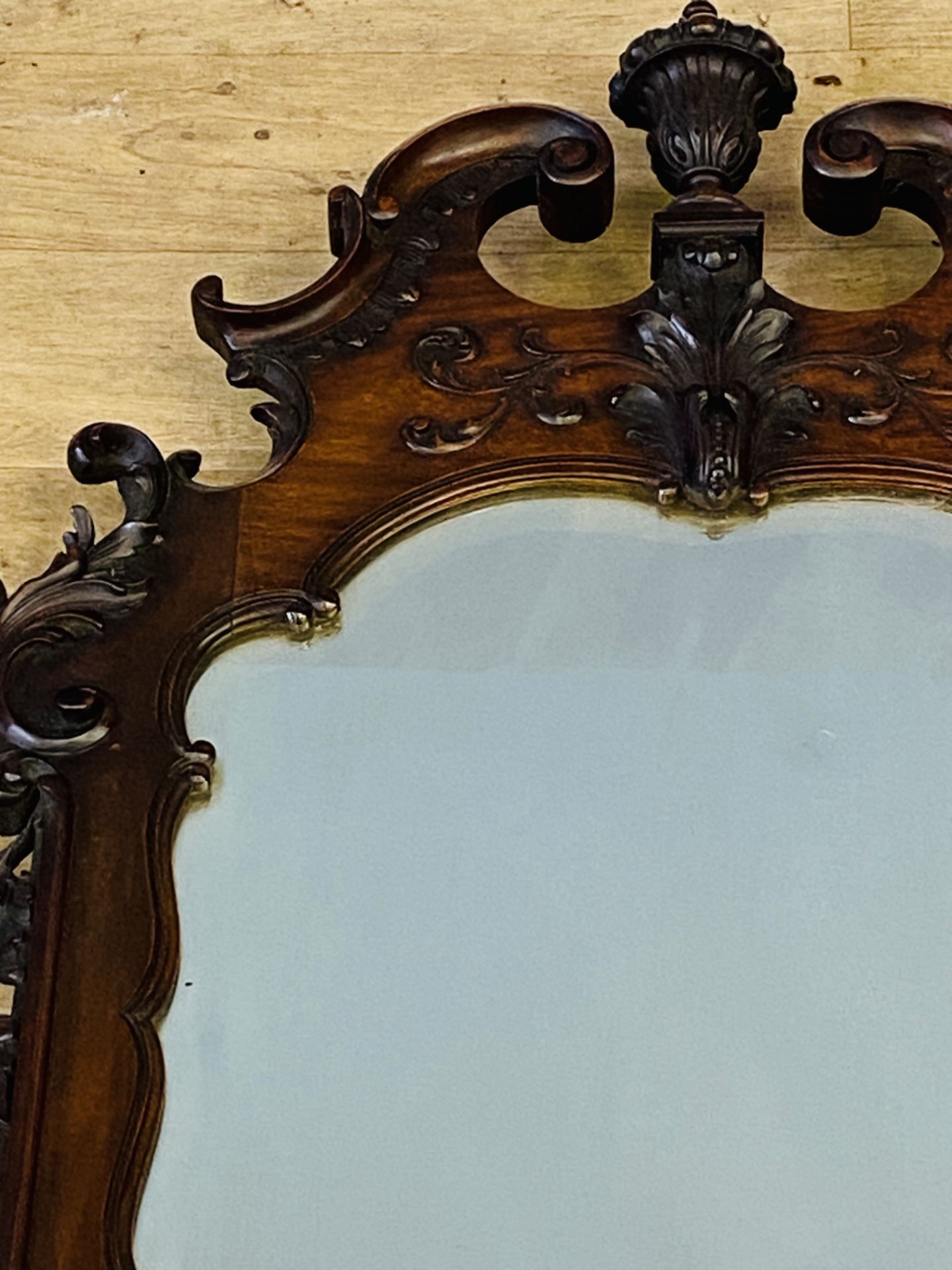 Carved mahogany mirror - Image 4 of 5