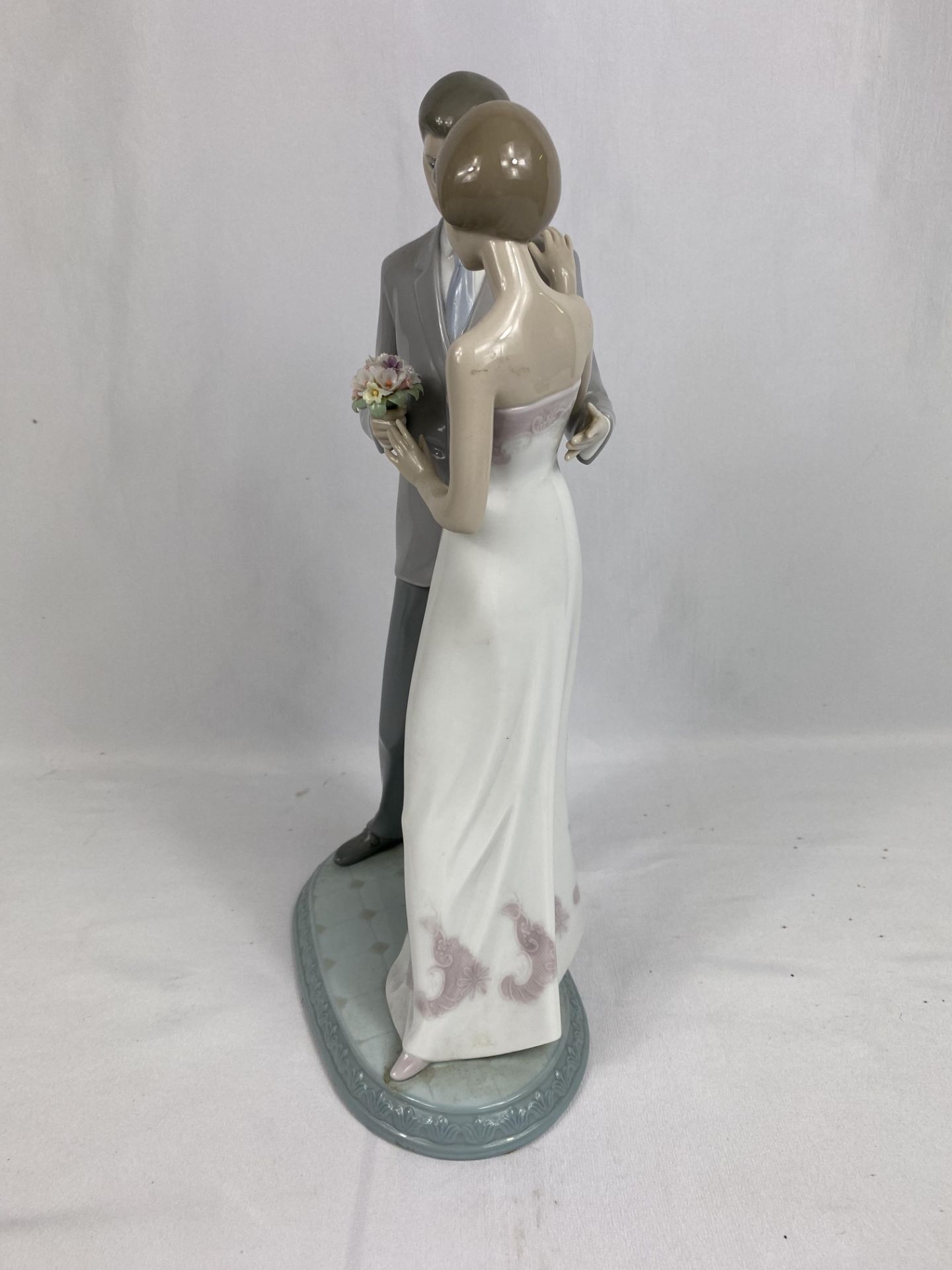 Lladro figurine, Declaration of Love - Image 4 of 5