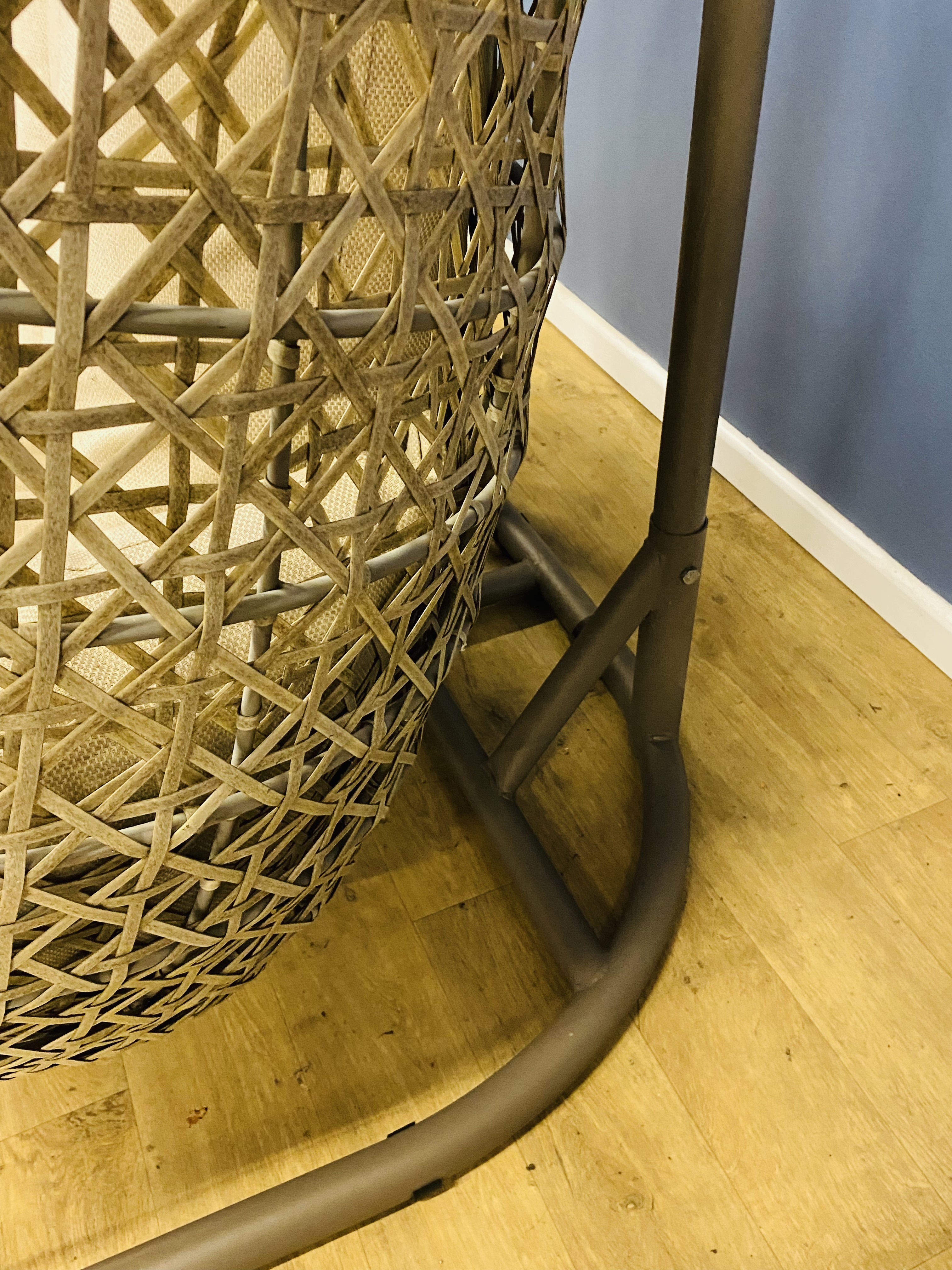 Faux rattan double egg style hanging chair - Image 6 of 6