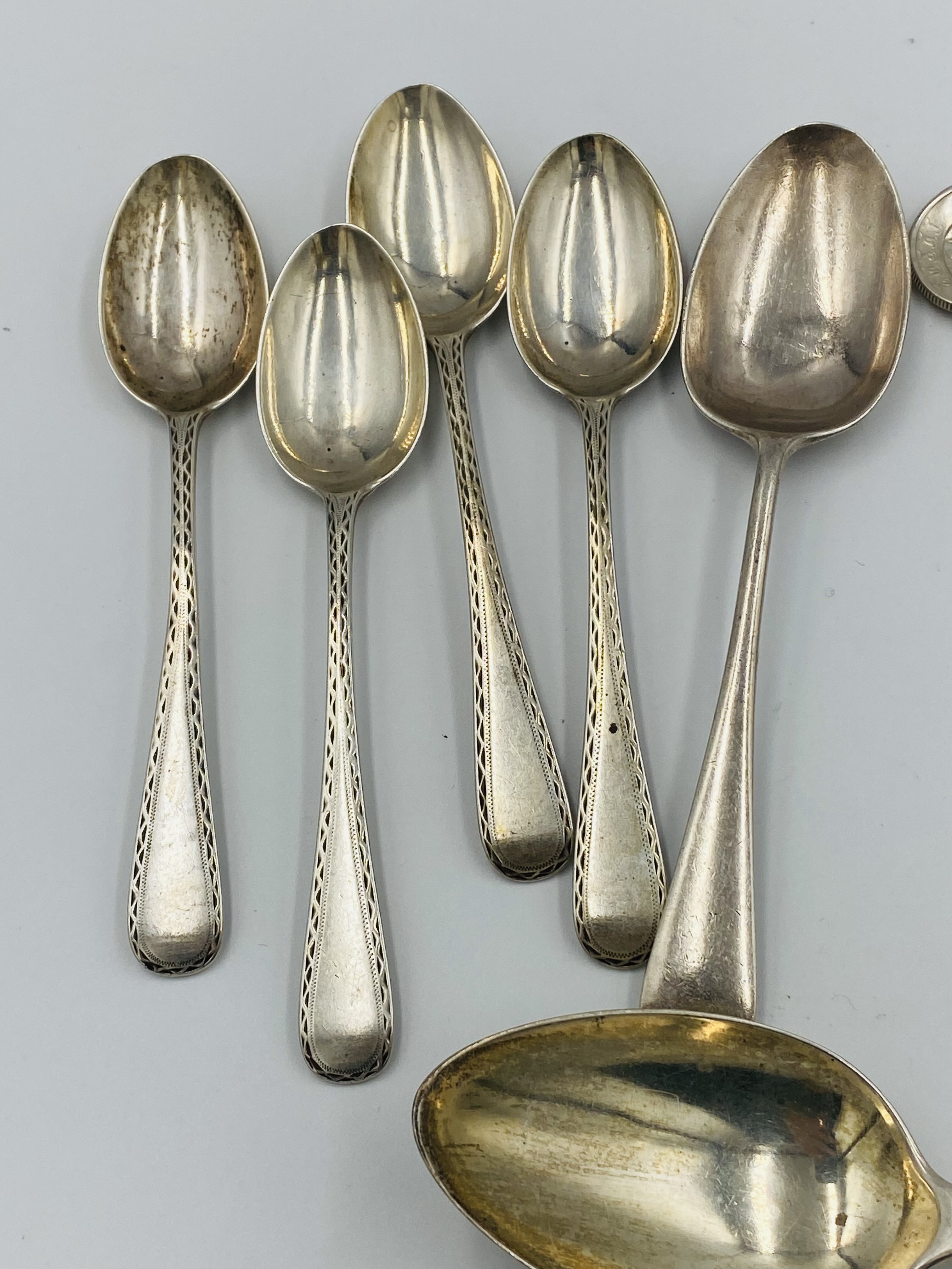 A quantity of silver cutlery - Image 3 of 4